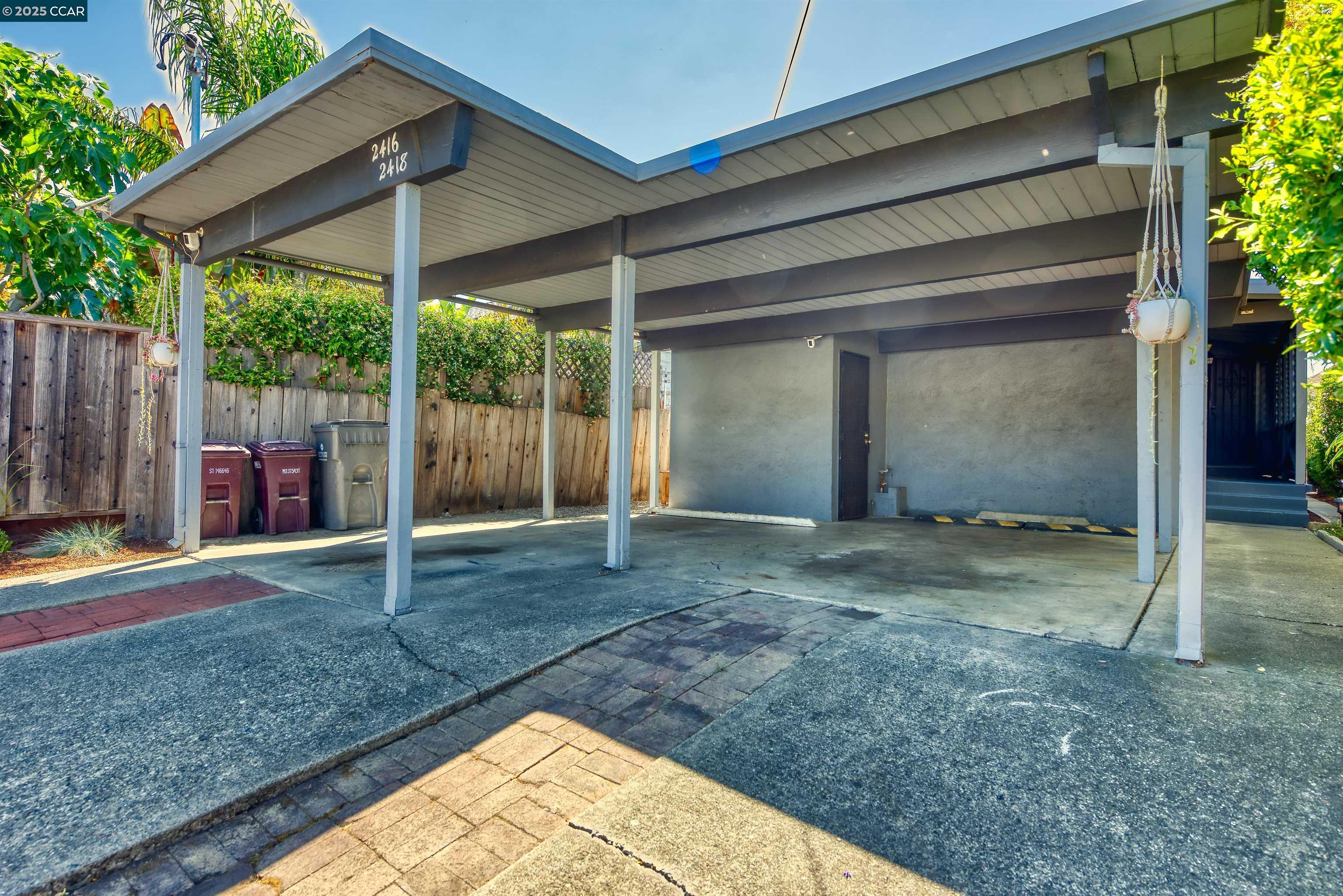 Detail Gallery Image 4 of 26 For 2416-2418 Kingsland Ave, Oakland,  CA 94601 - – Beds | – Baths