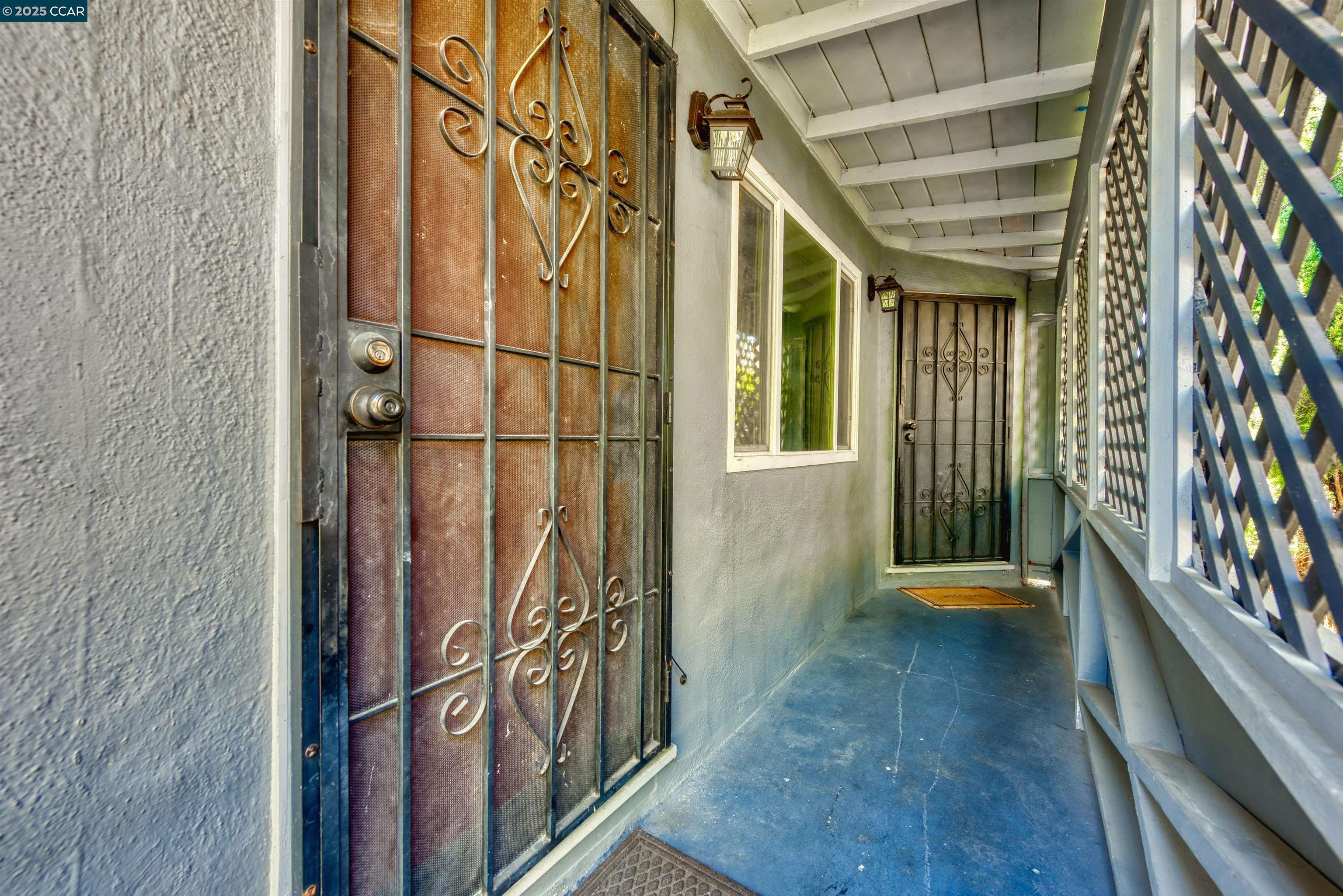 Detail Gallery Image 8 of 26 For 2416-2418 Kingsland Ave, Oakland,  CA 94601 - – Beds | – Baths