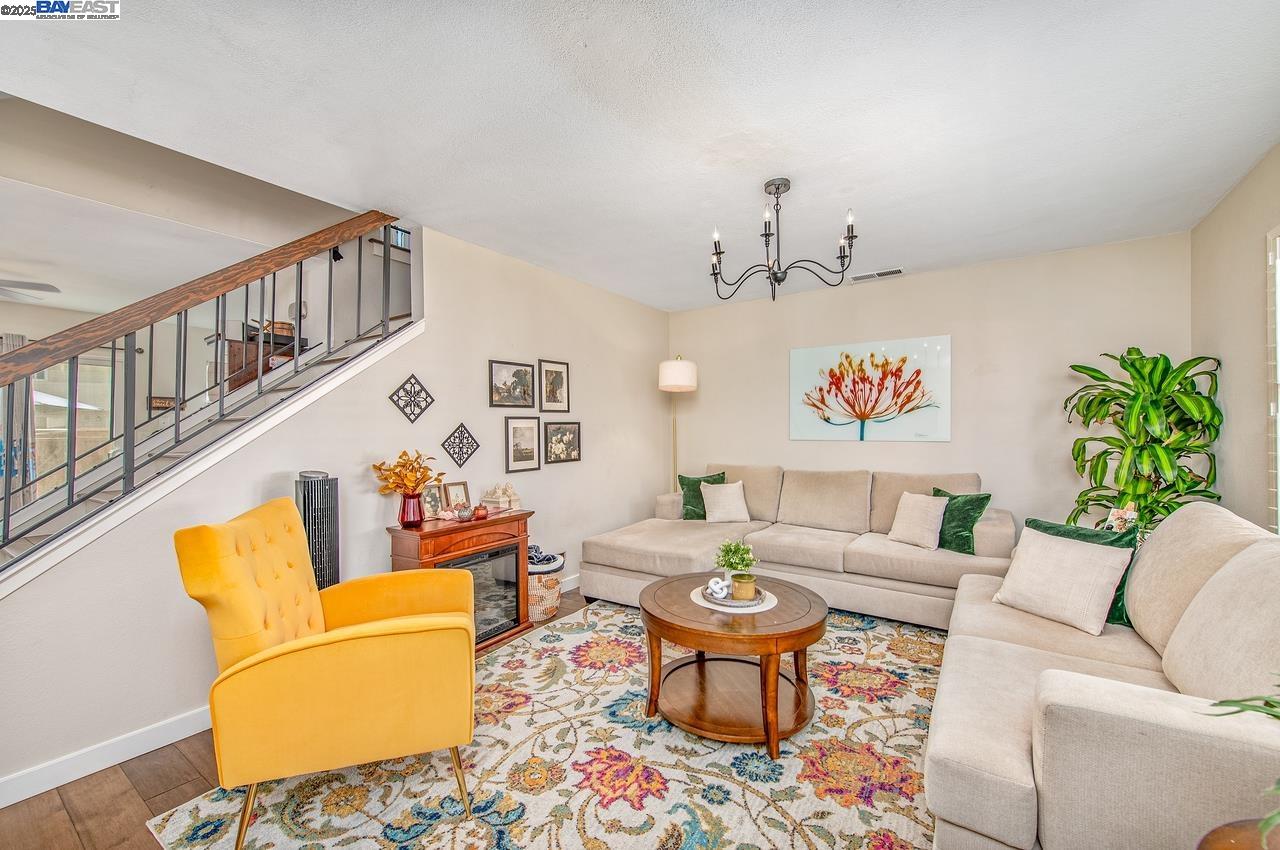 Photo #3: 41104625 Listing 