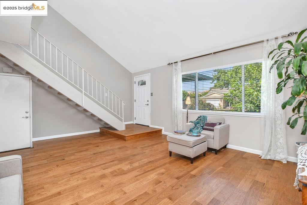 Detail Gallery Image 5 of 33 For 3255 G St, Antioch,  CA 94509 - 3 Beds | 2 Baths