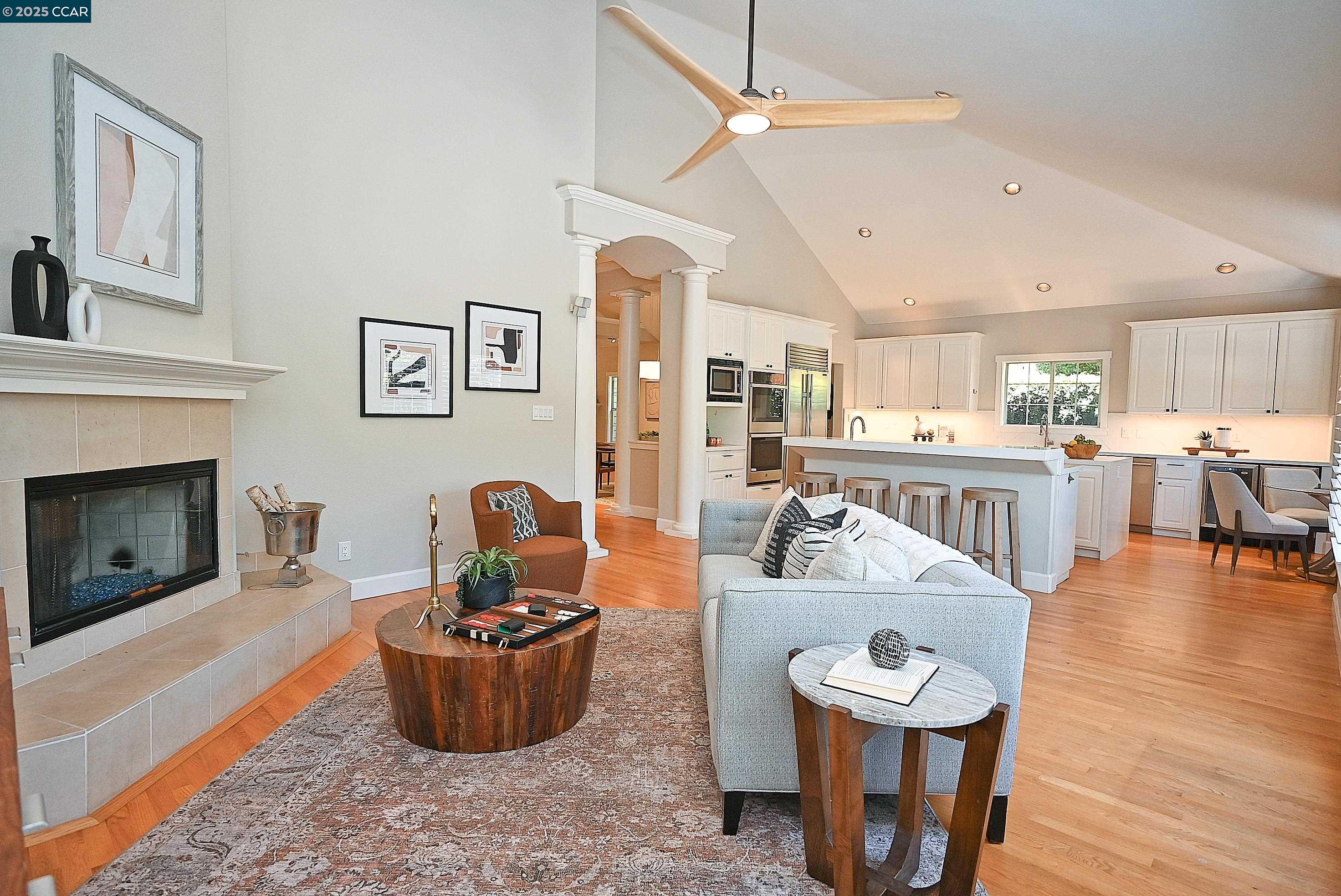 Detail Gallery Image 16 of 60 For 421 Twin Oaks Ln, Walnut Creek,  CA 94596 - 5 Beds | 3/1 Baths