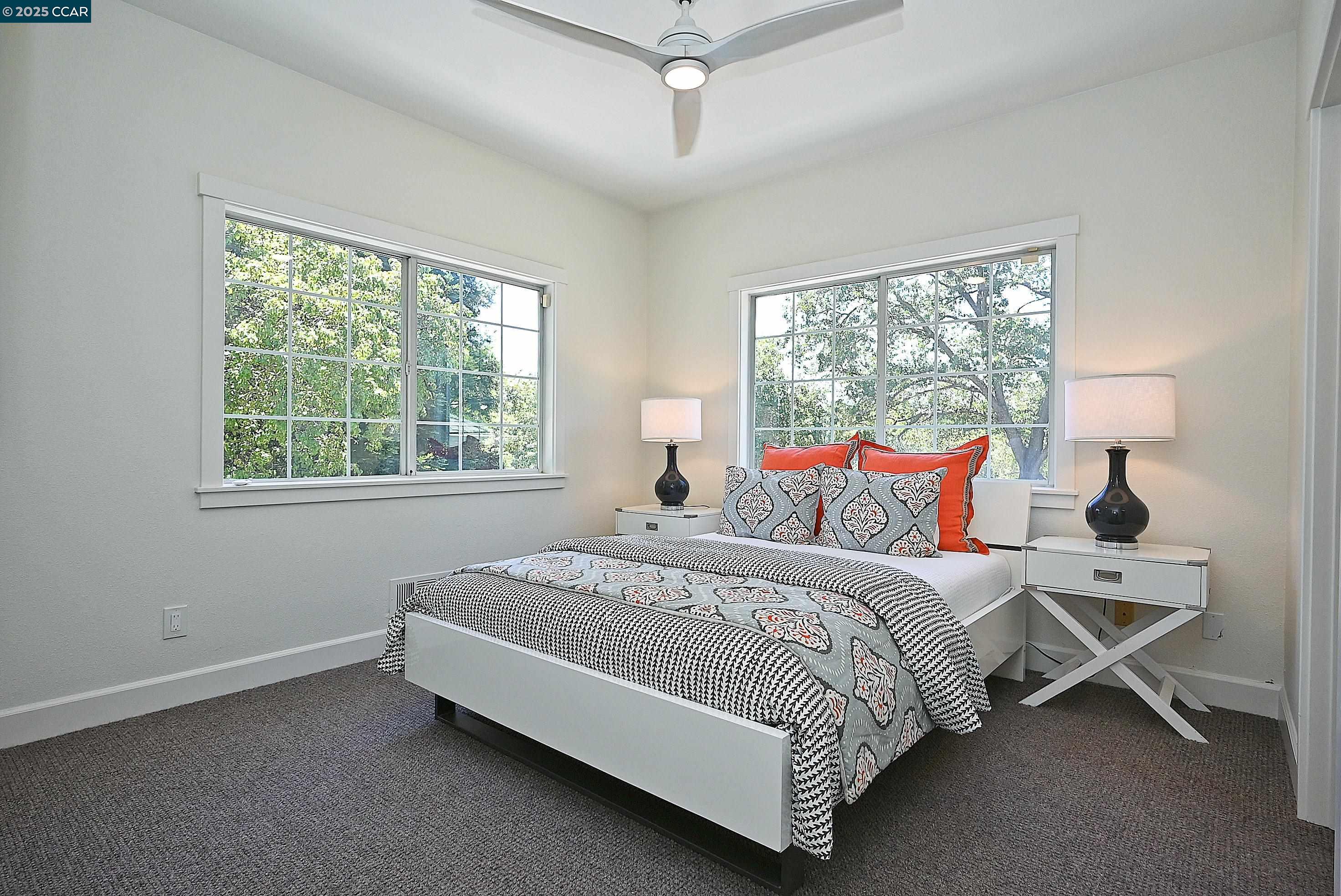 Detail Gallery Image 20 of 60 For 421 Twin Oaks Ln, Walnut Creek,  CA 94596 - 5 Beds | 3/1 Baths