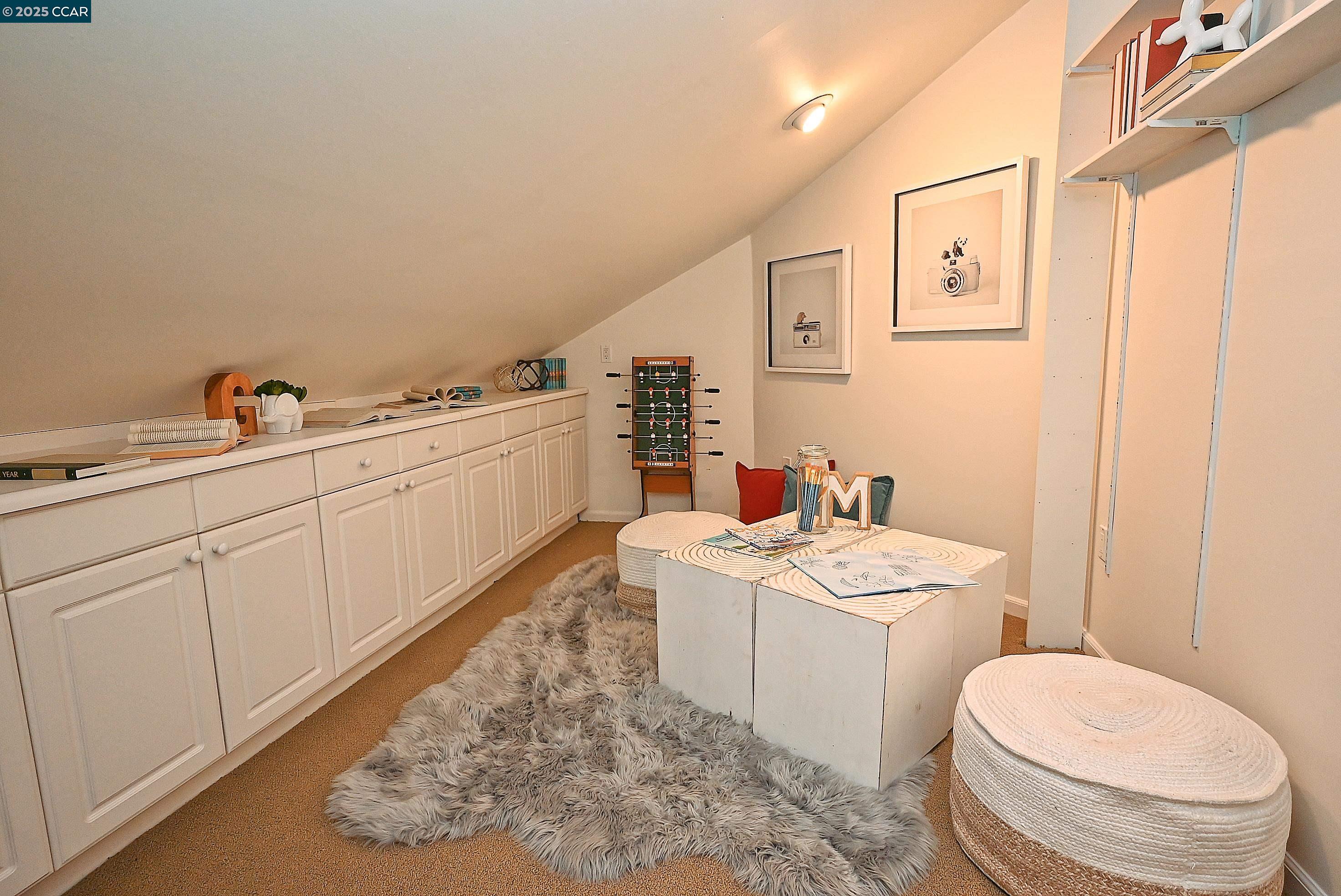 Detail Gallery Image 23 of 60 For 421 Twin Oaks Ln, Walnut Creek,  CA 94596 - 5 Beds | 3/1 Baths