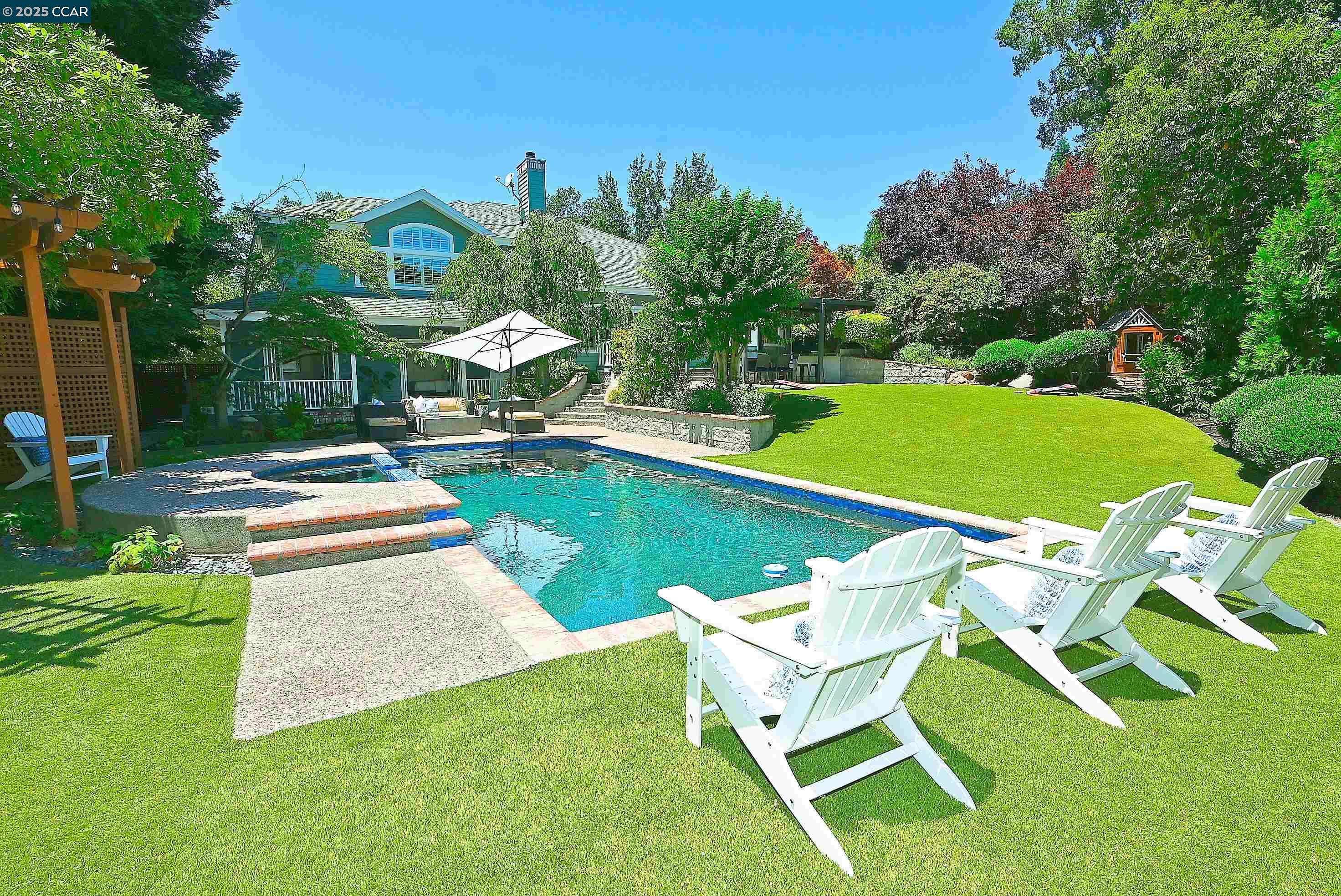 Detail Gallery Image 43 of 60 For 421 Twin Oaks Ln, Walnut Creek,  CA 94596 - 5 Beds | 3/1 Baths