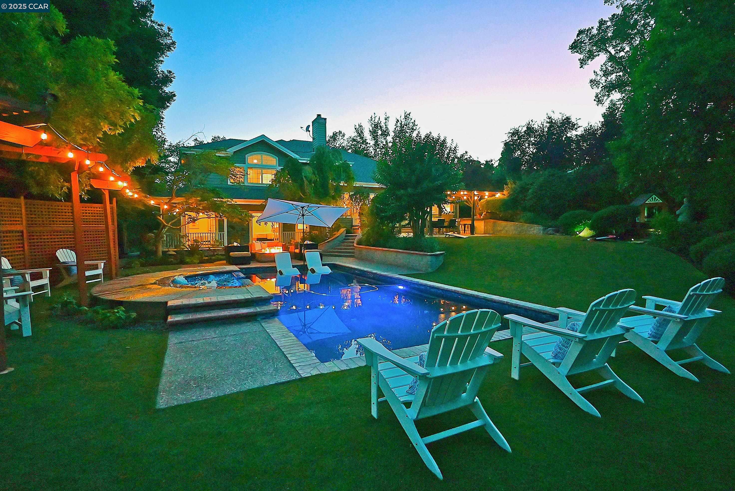 Detail Gallery Image 56 of 60 For 421 Twin Oaks Ln, Walnut Creek,  CA 94596 - 5 Beds | 3/1 Baths