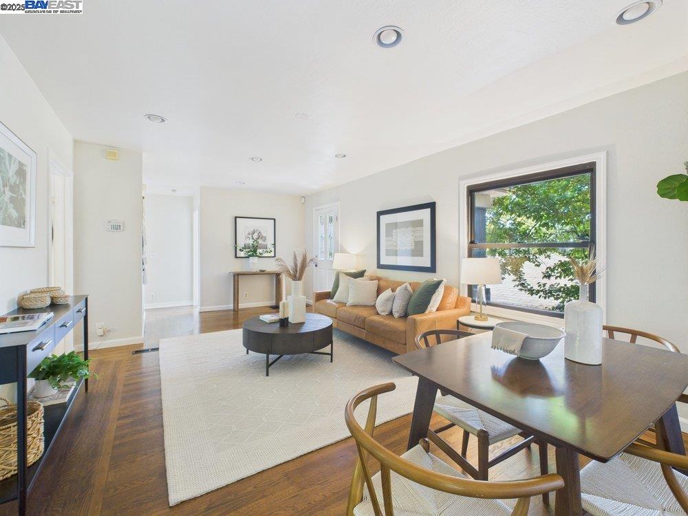 Detail Gallery Image 3 of 60 For 4418 Virginia Ave, Oakland,  CA 94619 - 4 Beds | 2 Baths
