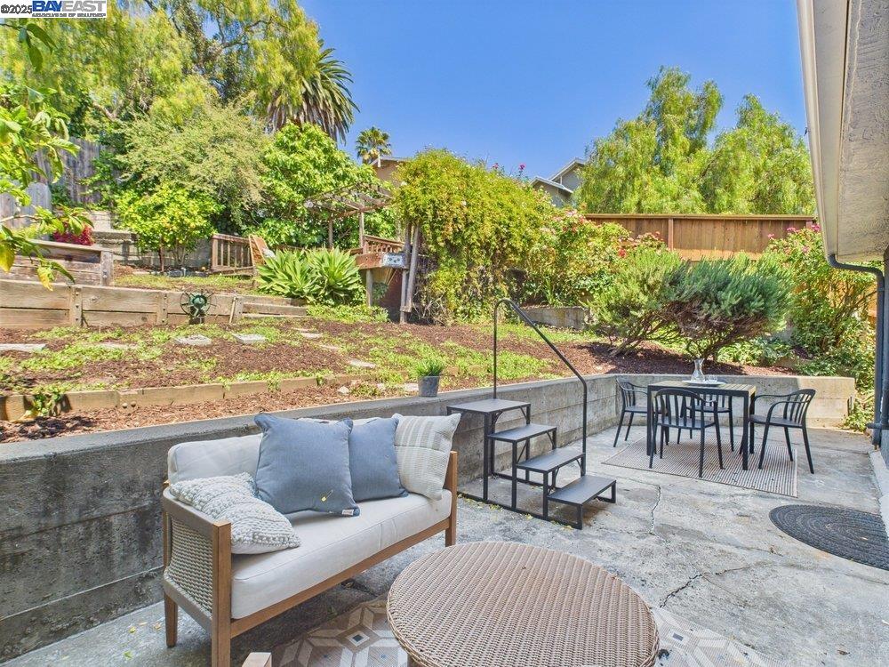 Detail Gallery Image 29 of 60 For 4418 Virginia Ave, Oakland,  CA 94619 - 4 Beds | 2 Baths