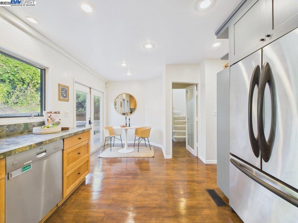 Detail Gallery Image 49 of 60 For 4418 Virginia Ave, Oakland,  CA 94619 - 4 Beds | 2 Baths
