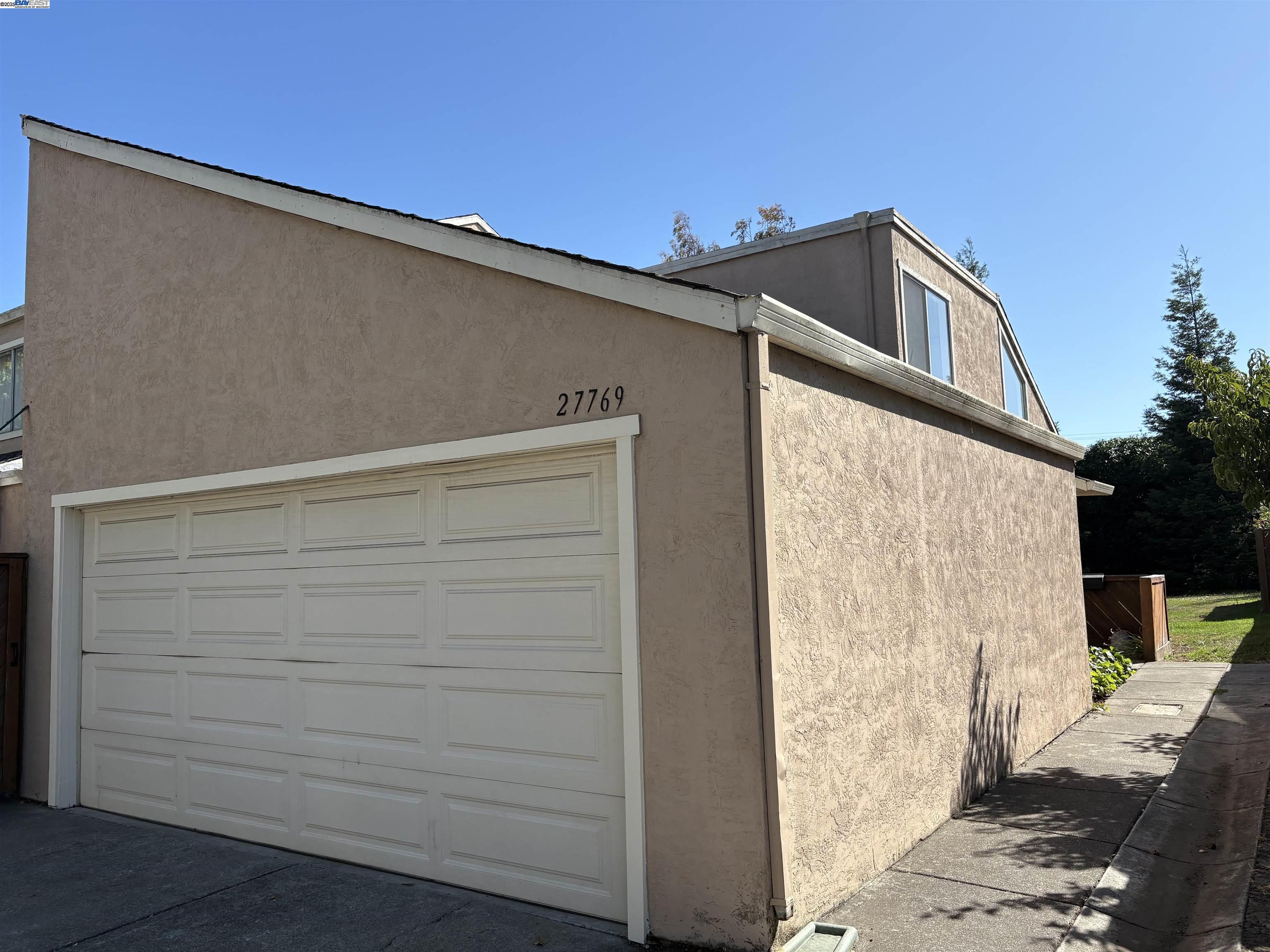 Photo #2: 41104629 Listing 