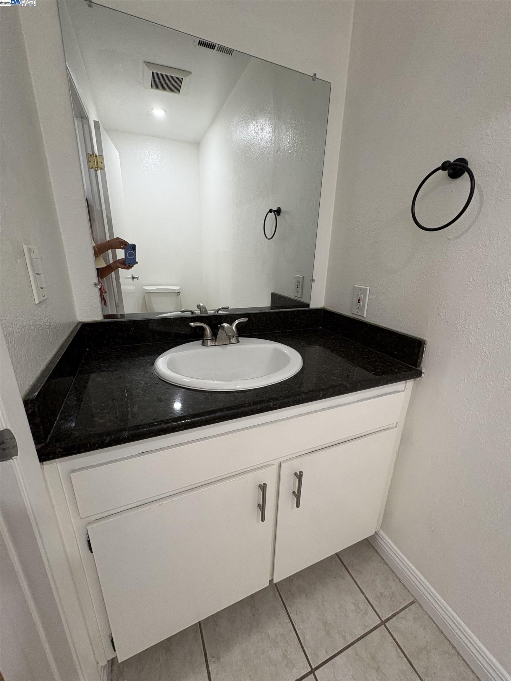 Photo #12: 41104629 Listing: Photo #12
