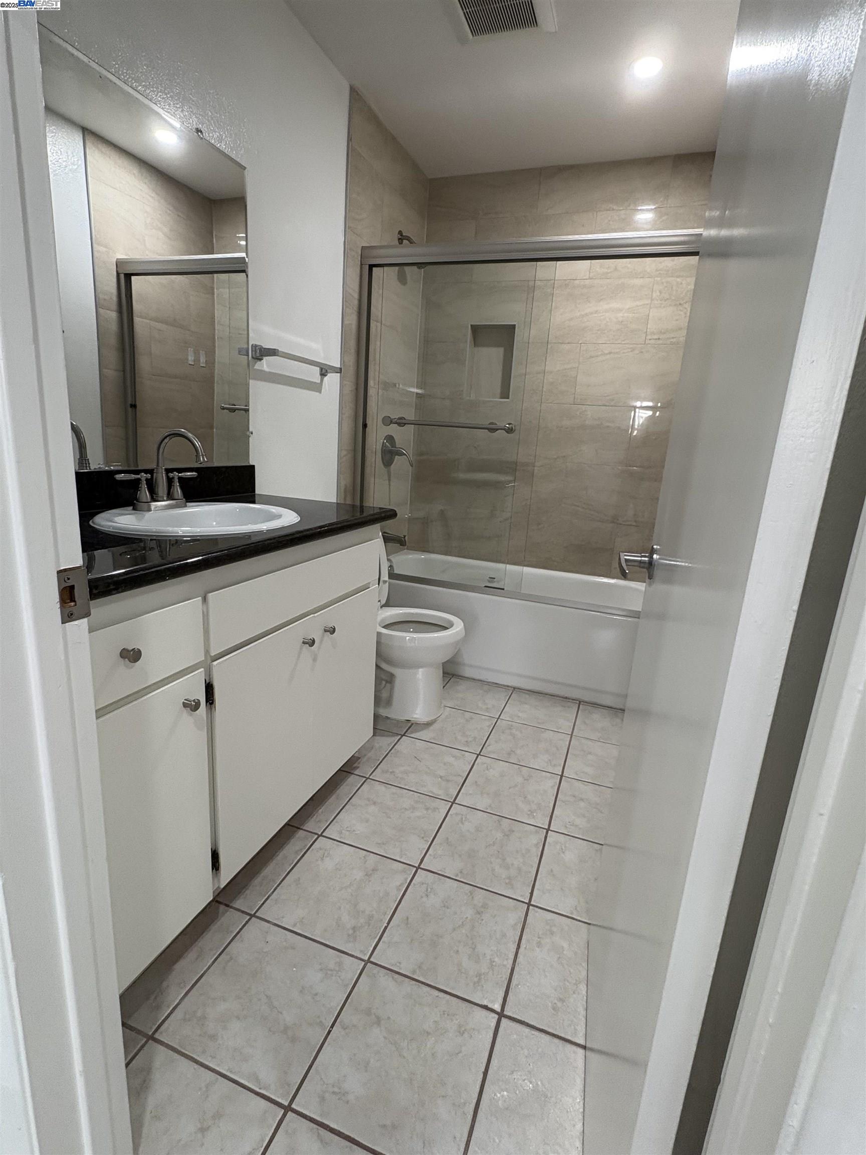 Photo #10: 41104629 Listing: Photo #10