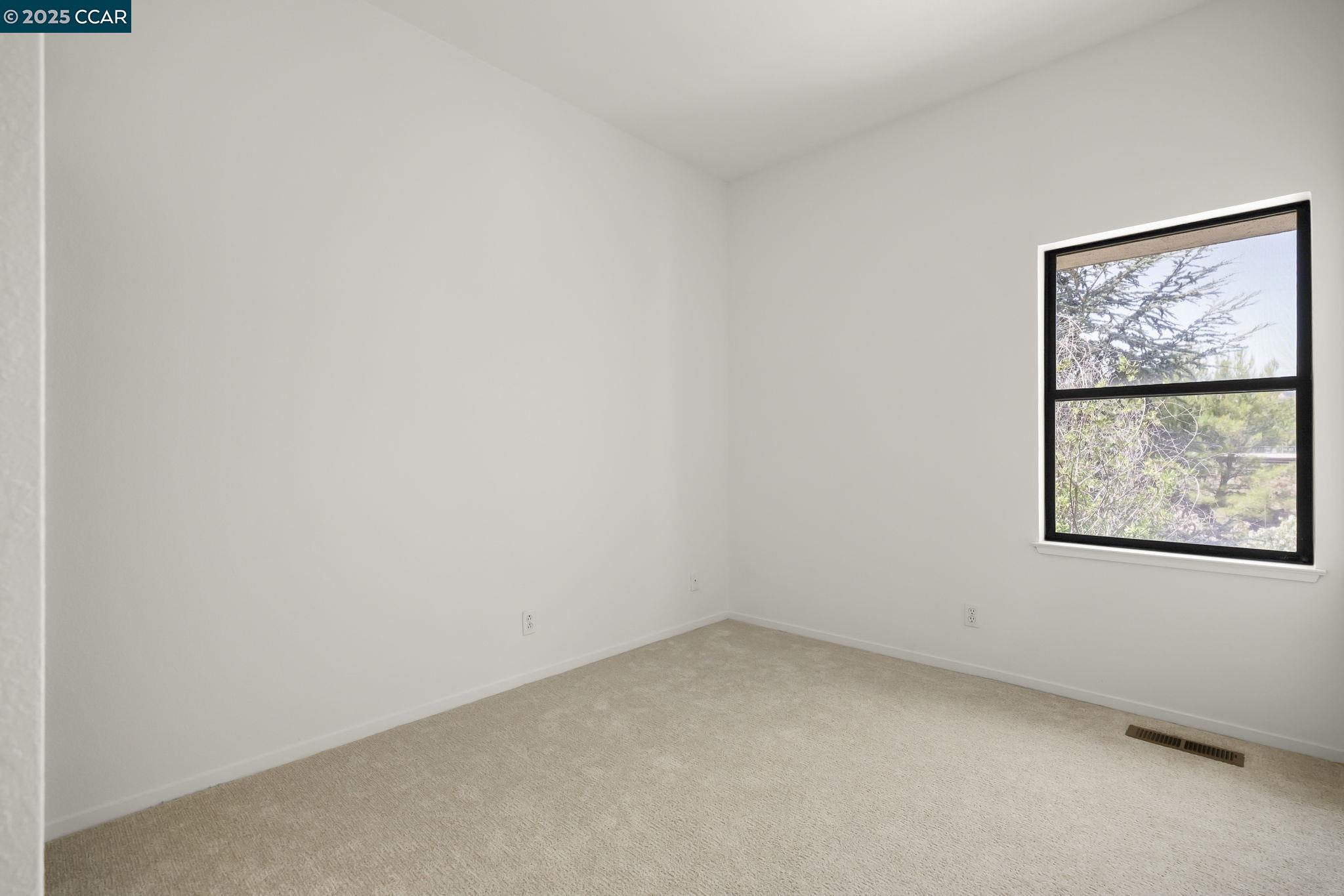 Photo #21: 41104630 Listing: Photo #21