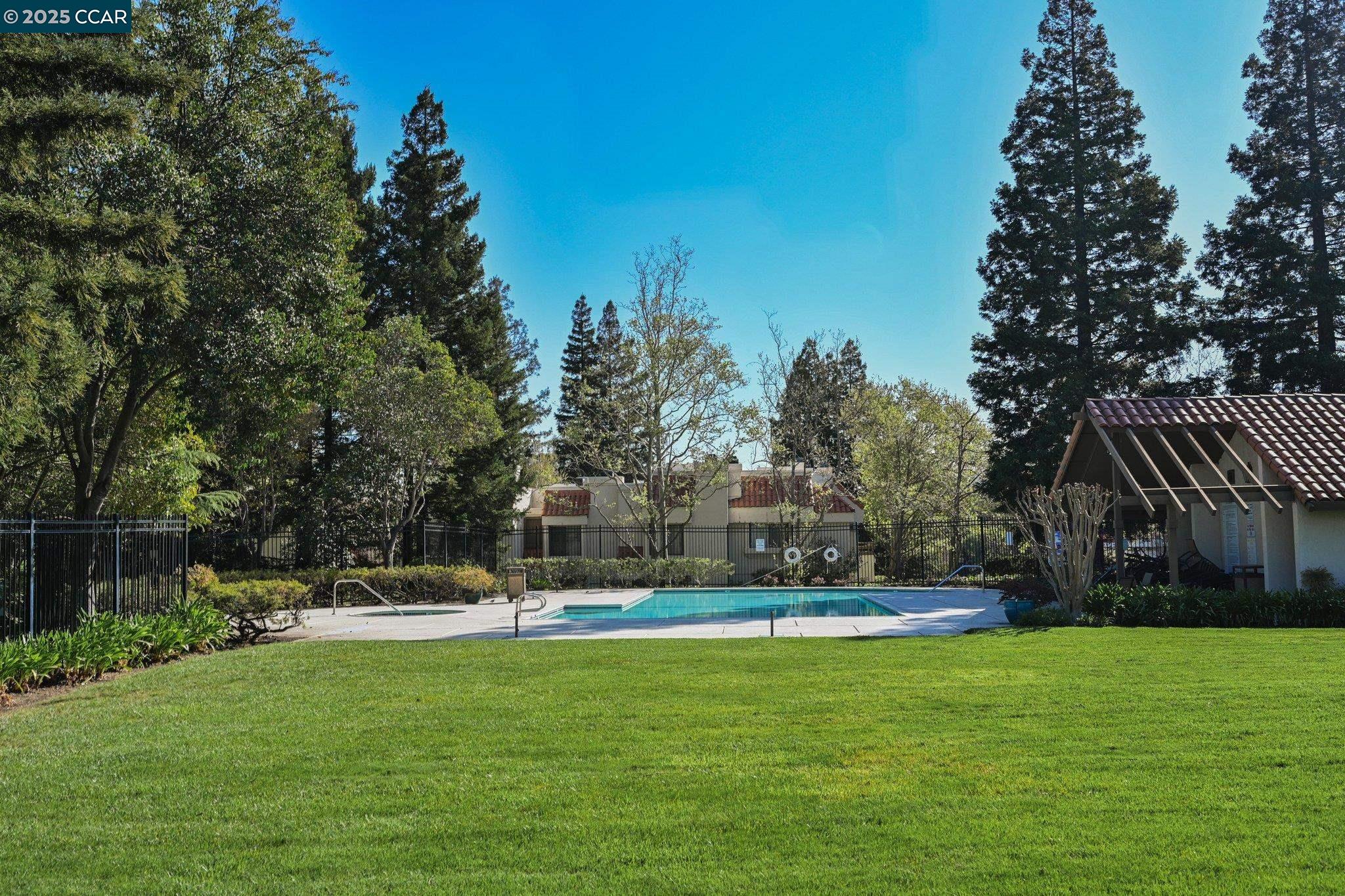 Photo #31: 41104630 Listing: Photo #31