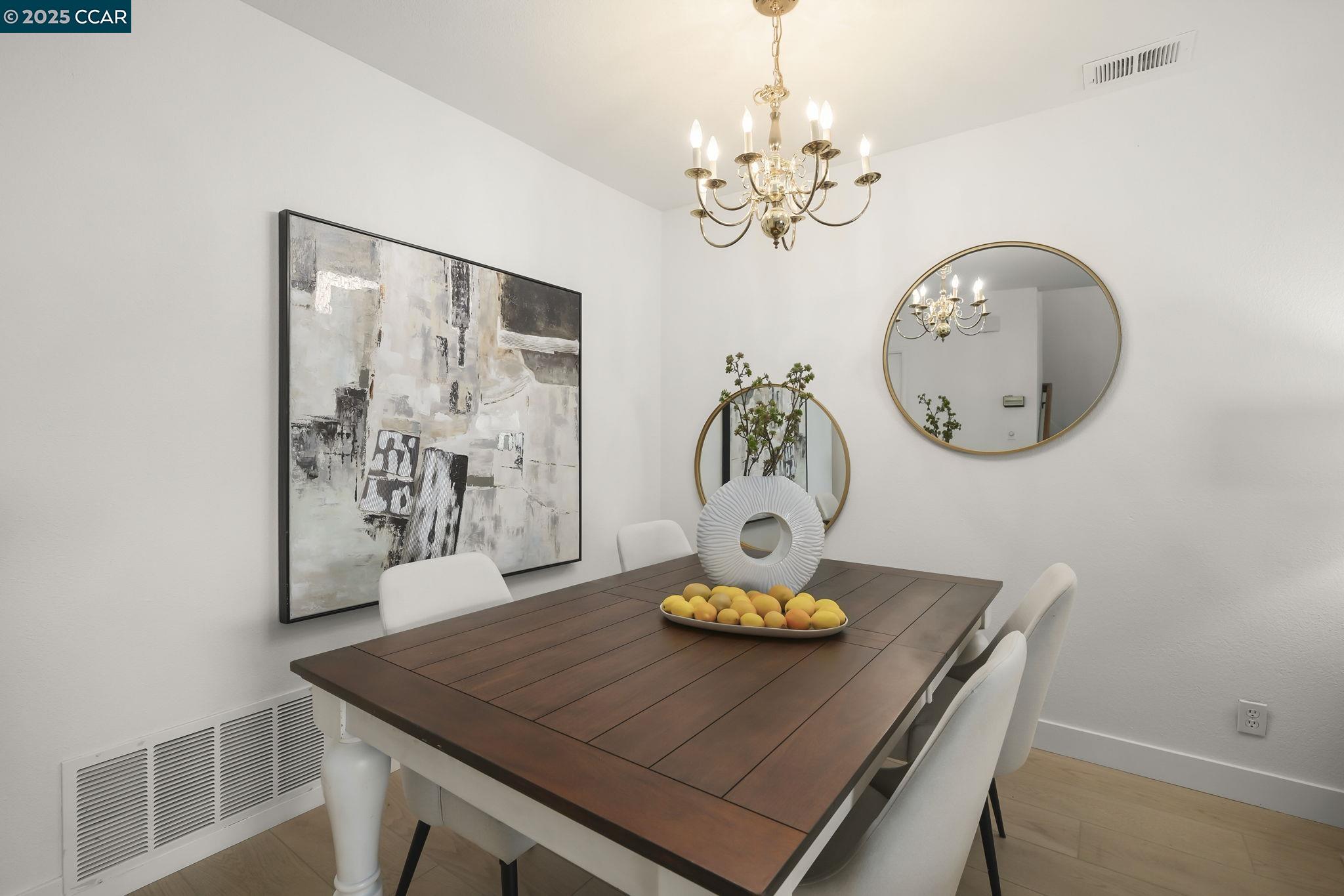 Photo #10: 41104630 Listing: Photo #10
