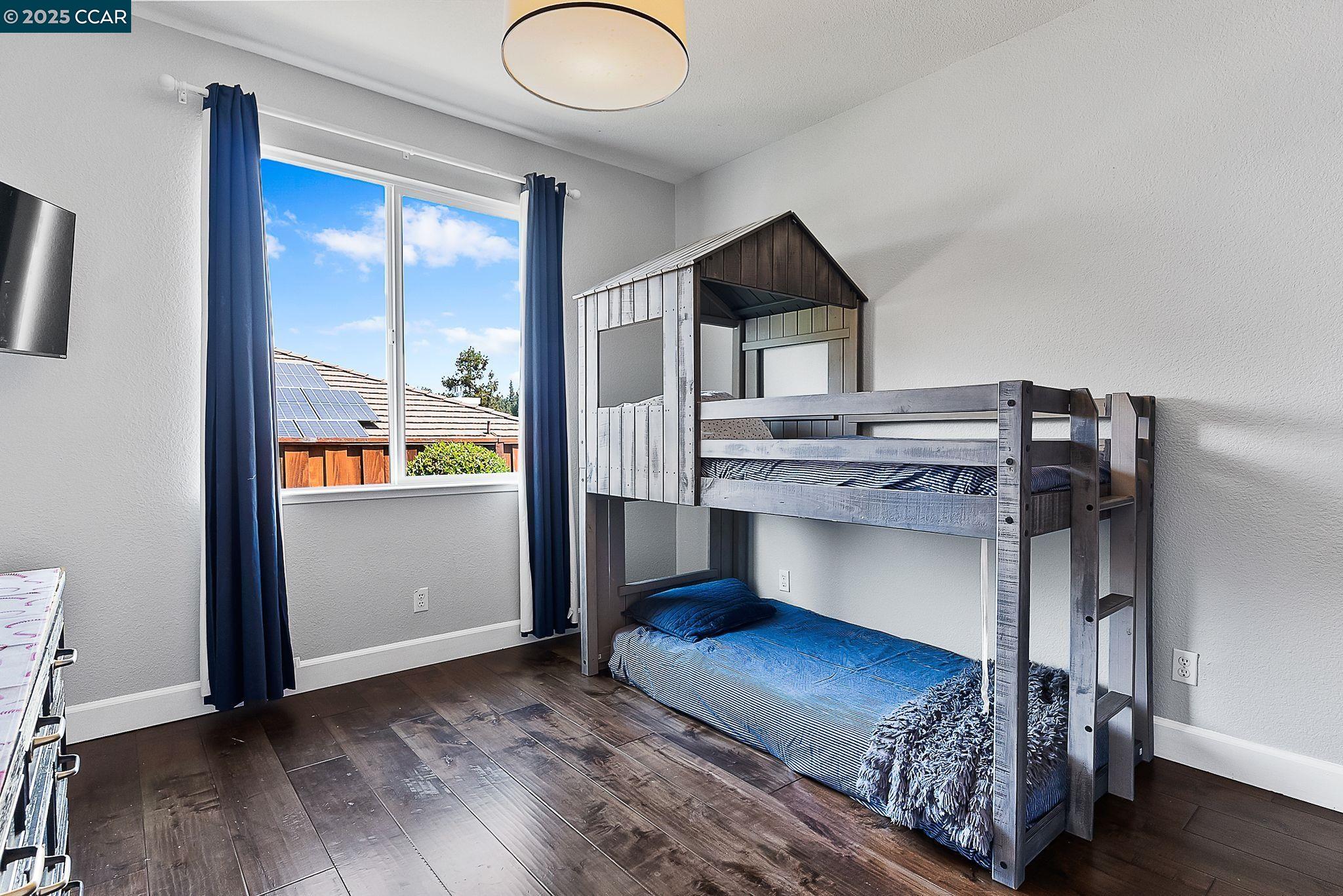 Detail Gallery Image 23 of 41 For 2058 Marazzani Dr, Martinez,  CA 94553 - 5 Beds | 2/1 Baths