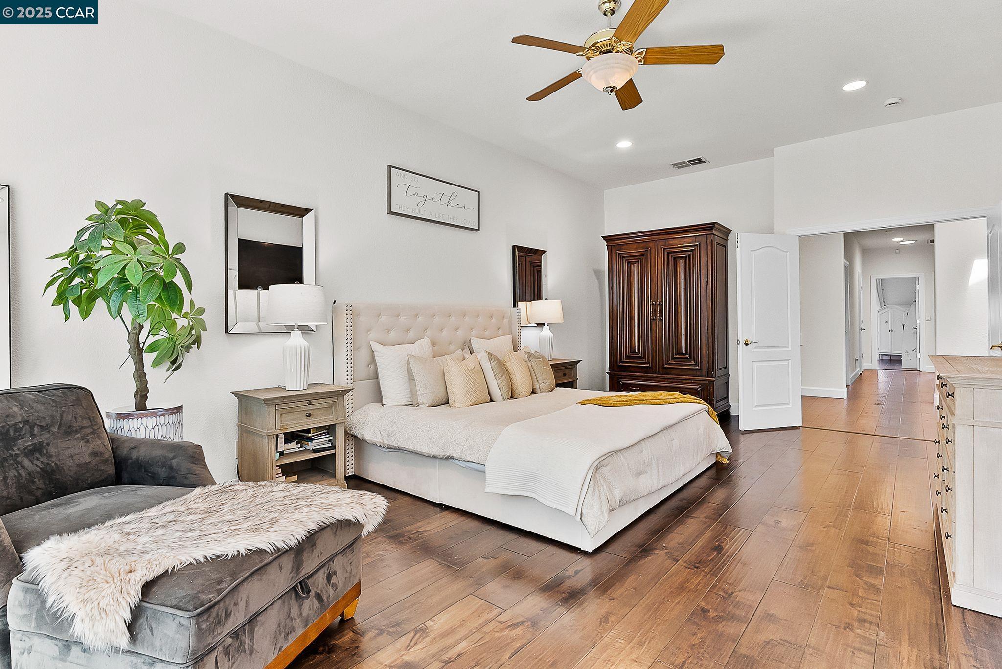 Detail Gallery Image 28 of 41 For 2058 Marazzani Dr, Martinez,  CA 94553 - 5 Beds | 2/1 Baths