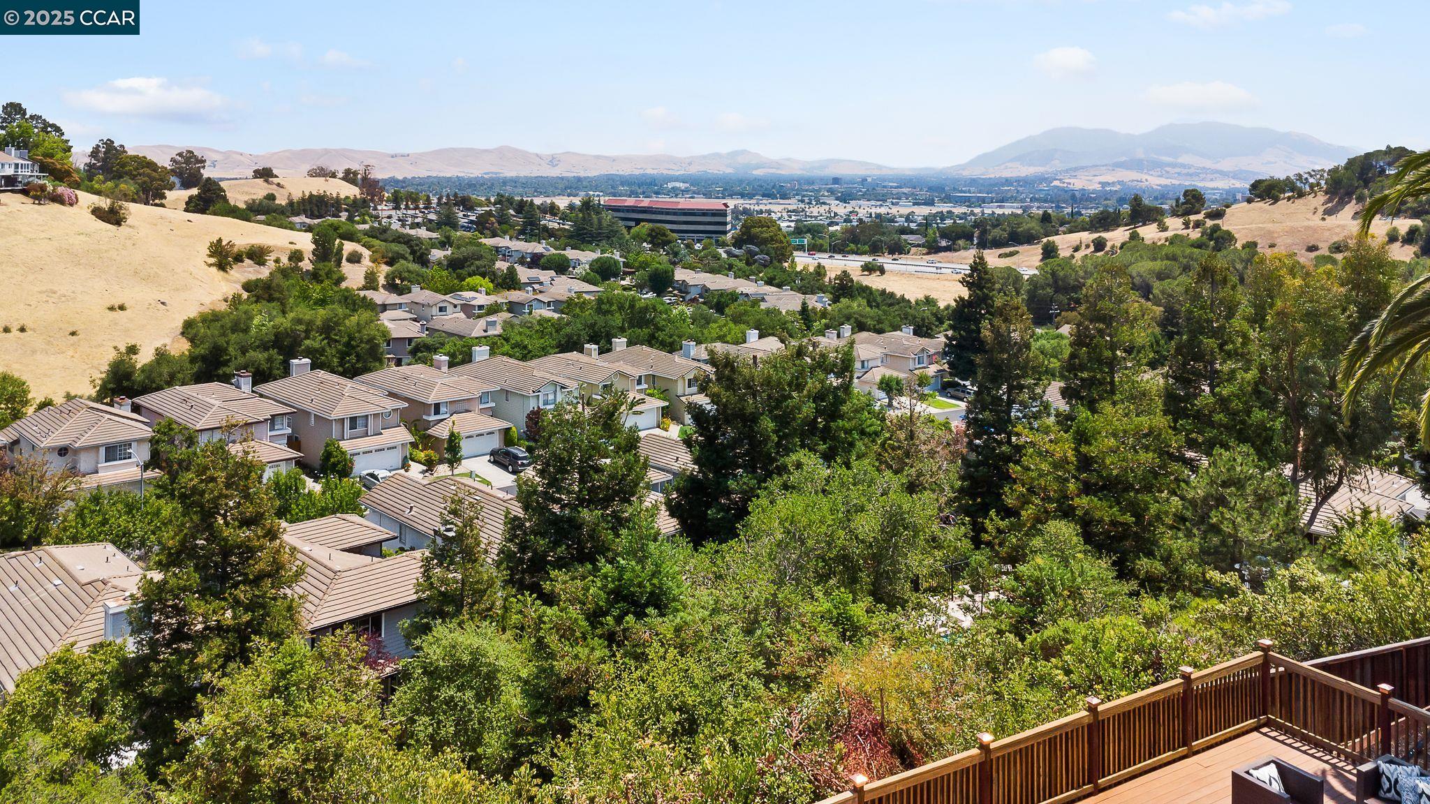 Detail Gallery Image 36 of 41 For 2058 Marazzani Dr, Martinez,  CA 94553 - 5 Beds | 2/1 Baths