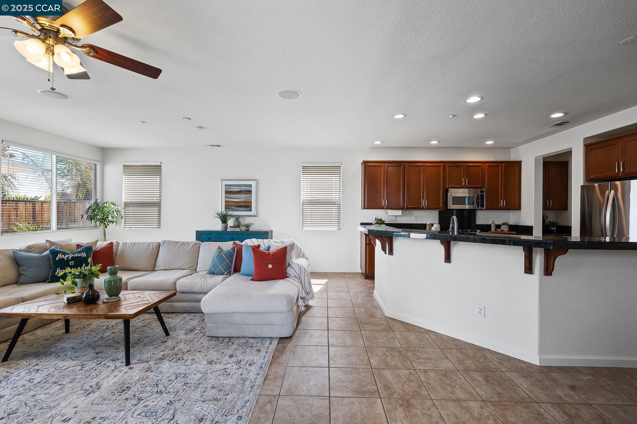 Detail Gallery Image 21 of 59 For 127 Sanford Ct, Brentwood,  CA 94513 - 4 Beds | 2/1 Baths