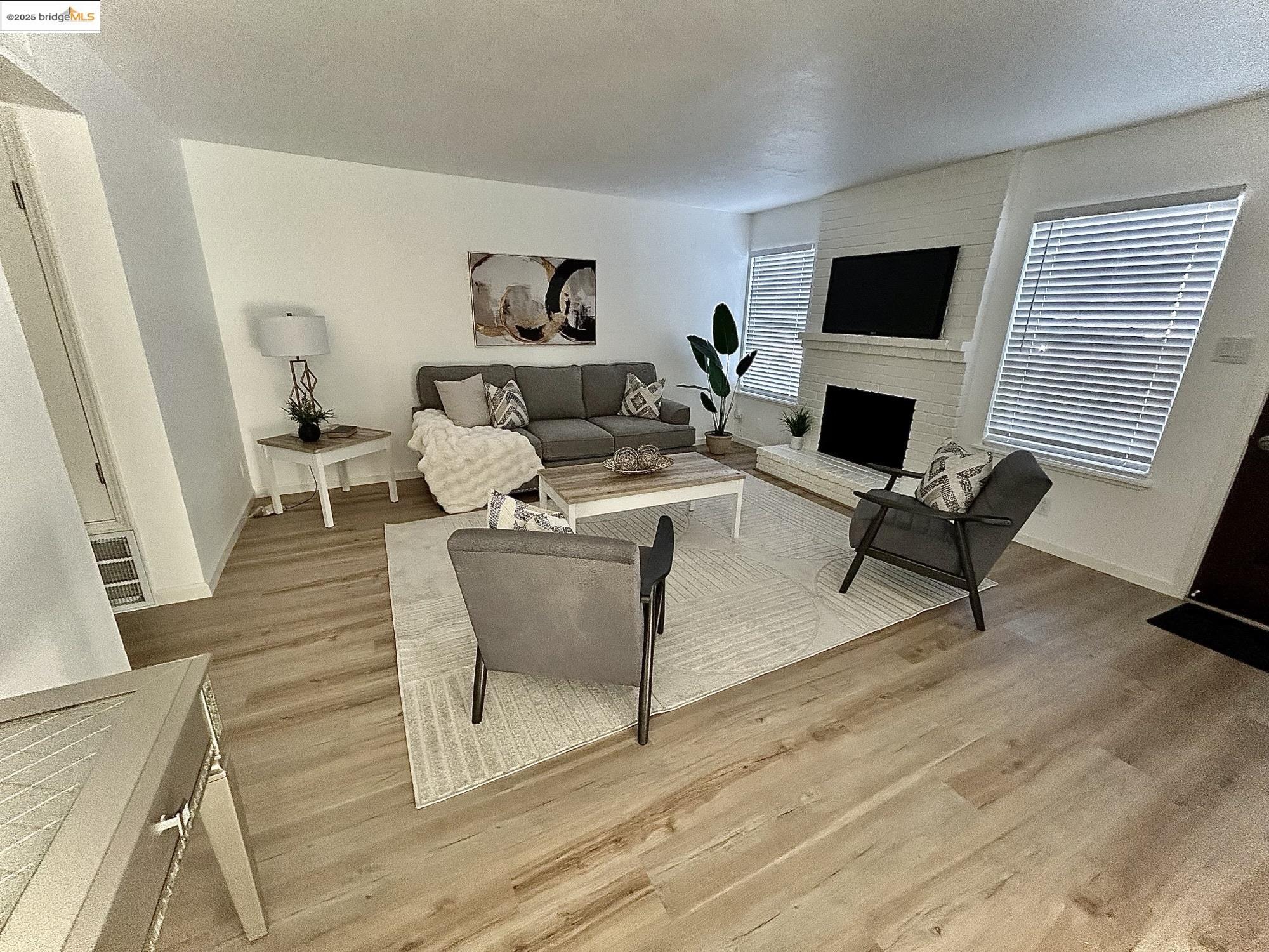 Detail Gallery Image 3 of 10 For Cherry St, Antioch,  CA 94509 - 3 Beds | 2 Baths