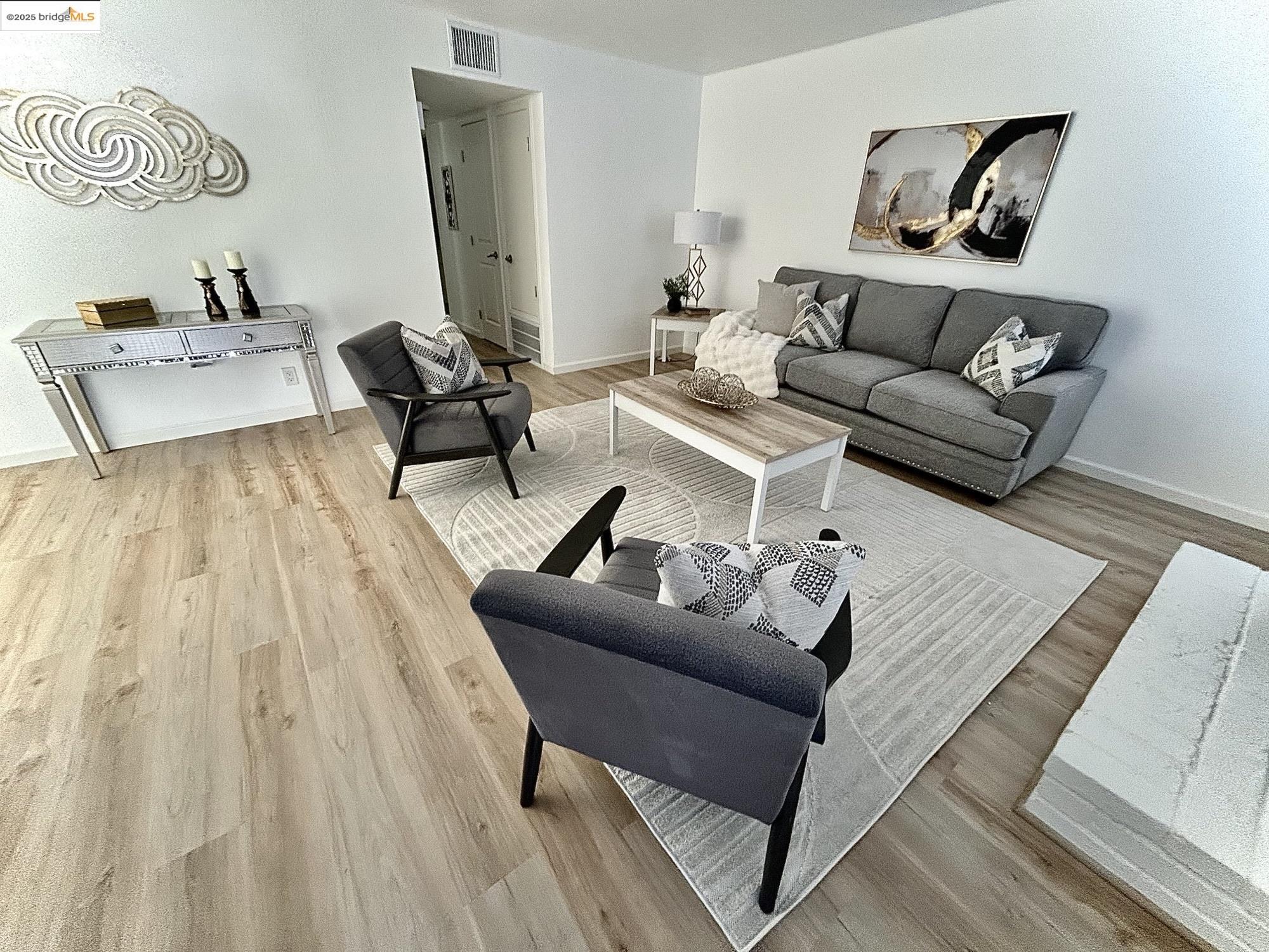Detail Gallery Image 4 of 10 For Cherry St, Antioch,  CA 94509 - 3 Beds | 2 Baths