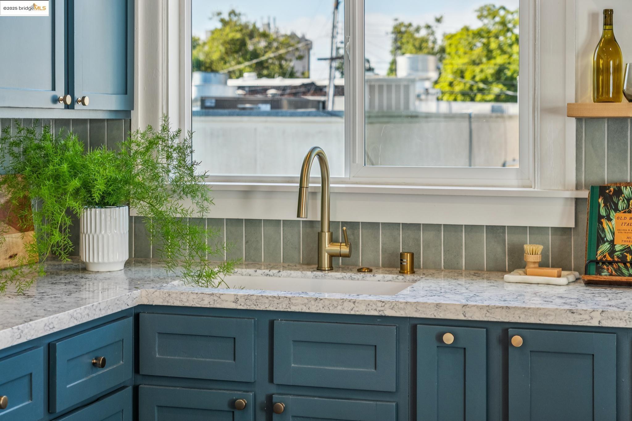 Detail Gallery Image 18 of 58 For 478-480 43rd St, Oakland,  CA 94609 - – Beds | – Baths