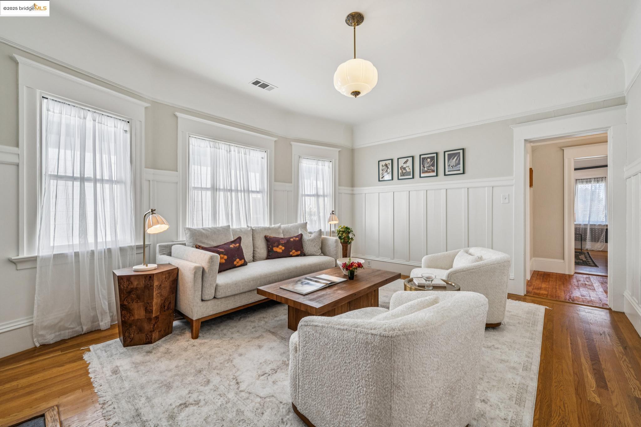 Detail Gallery Image 9 of 58 For 478-480 43rd St, Oakland,  CA 94609 - – Beds | – Baths