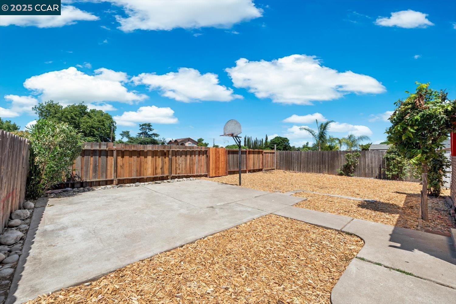 Detail Gallery Image 28 of 33 For 29 E Madill St, Antioch,  CA 94509 - 3 Beds | 1 Baths