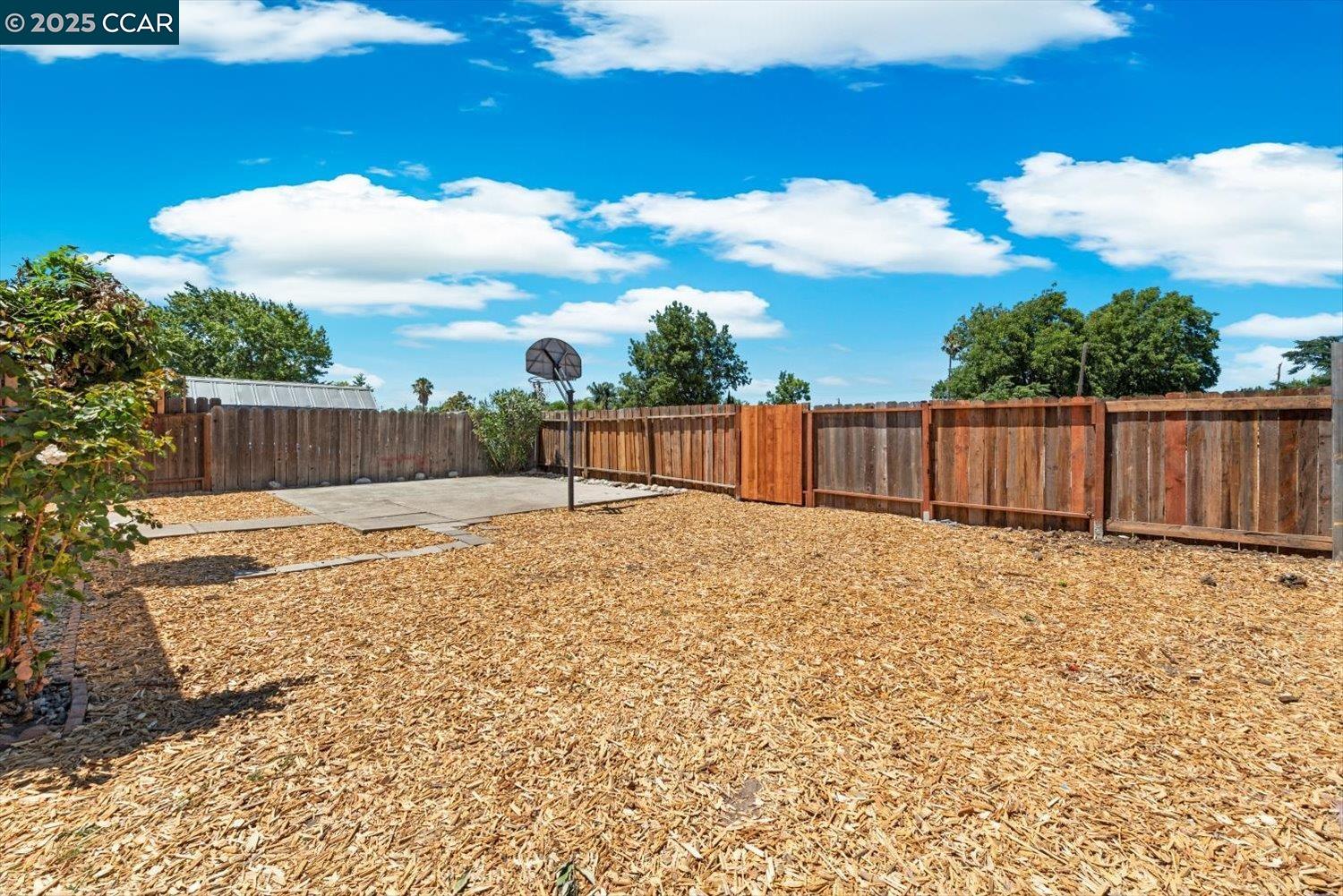 Detail Gallery Image 30 of 33 For 29 E Madill St, Antioch,  CA 94509 - 3 Beds | 1 Baths