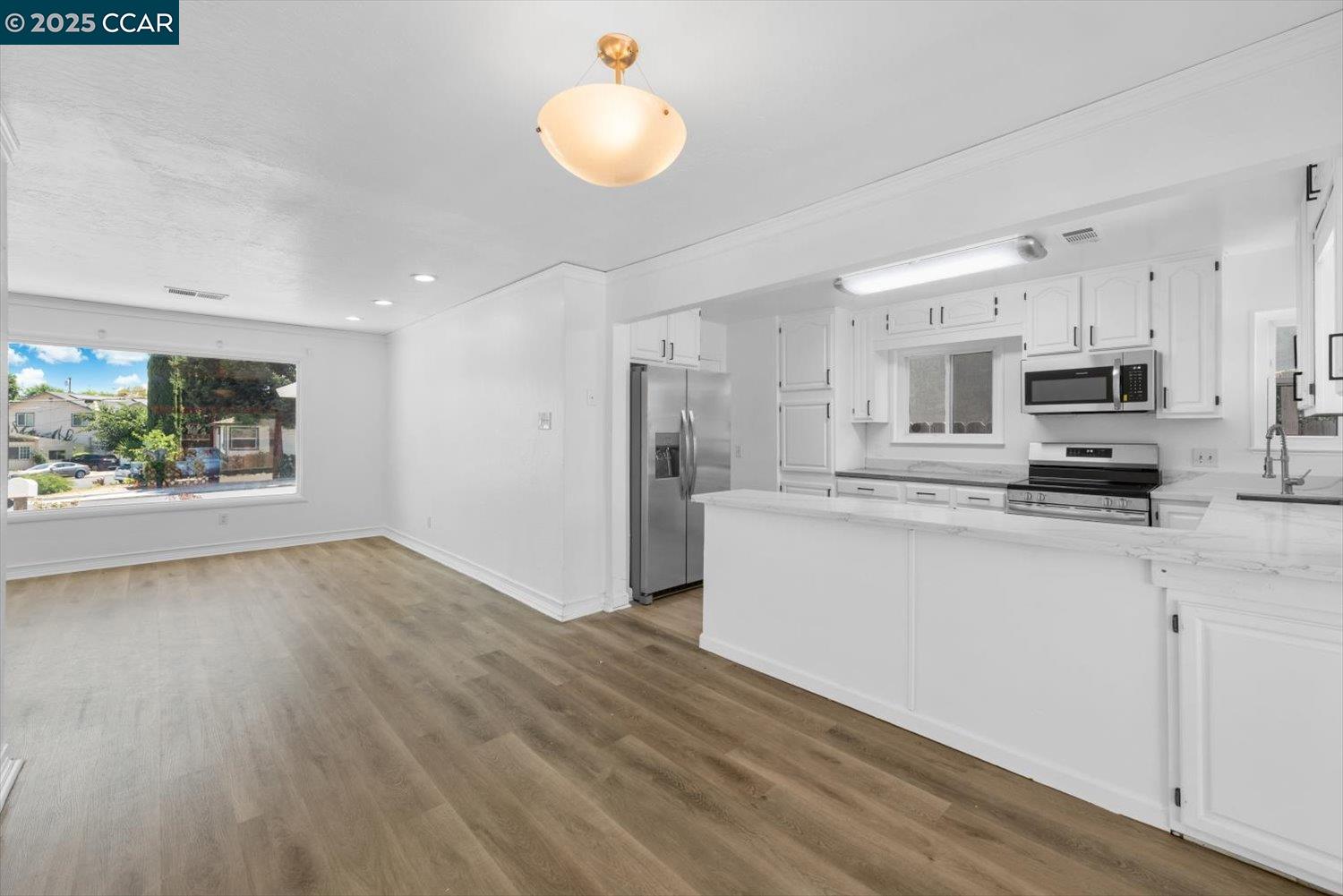 Detail Gallery Image 8 of 33 For 29 E Madill St, Antioch,  CA 94509 - 3 Beds | 1 Baths