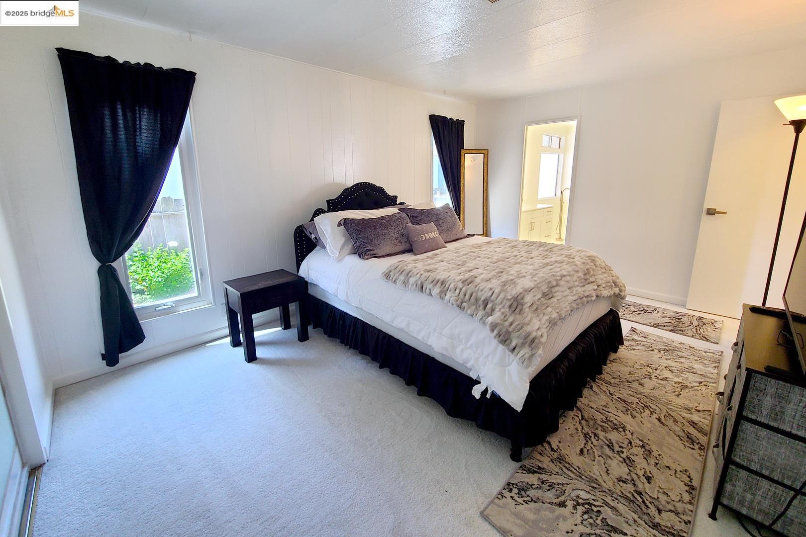 Detail Gallery Image 16 of 31 For 94 Shelter Ln, Daly City,  CA 94014 - 2 Beds | 2 Baths