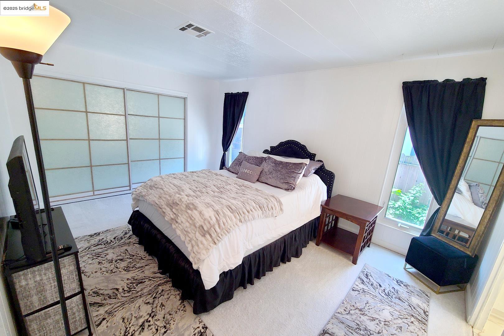 Detail Gallery Image 17 of 31 For 94 Shelter Ln, Daly City,  CA 94014 - 2 Beds | 2 Baths