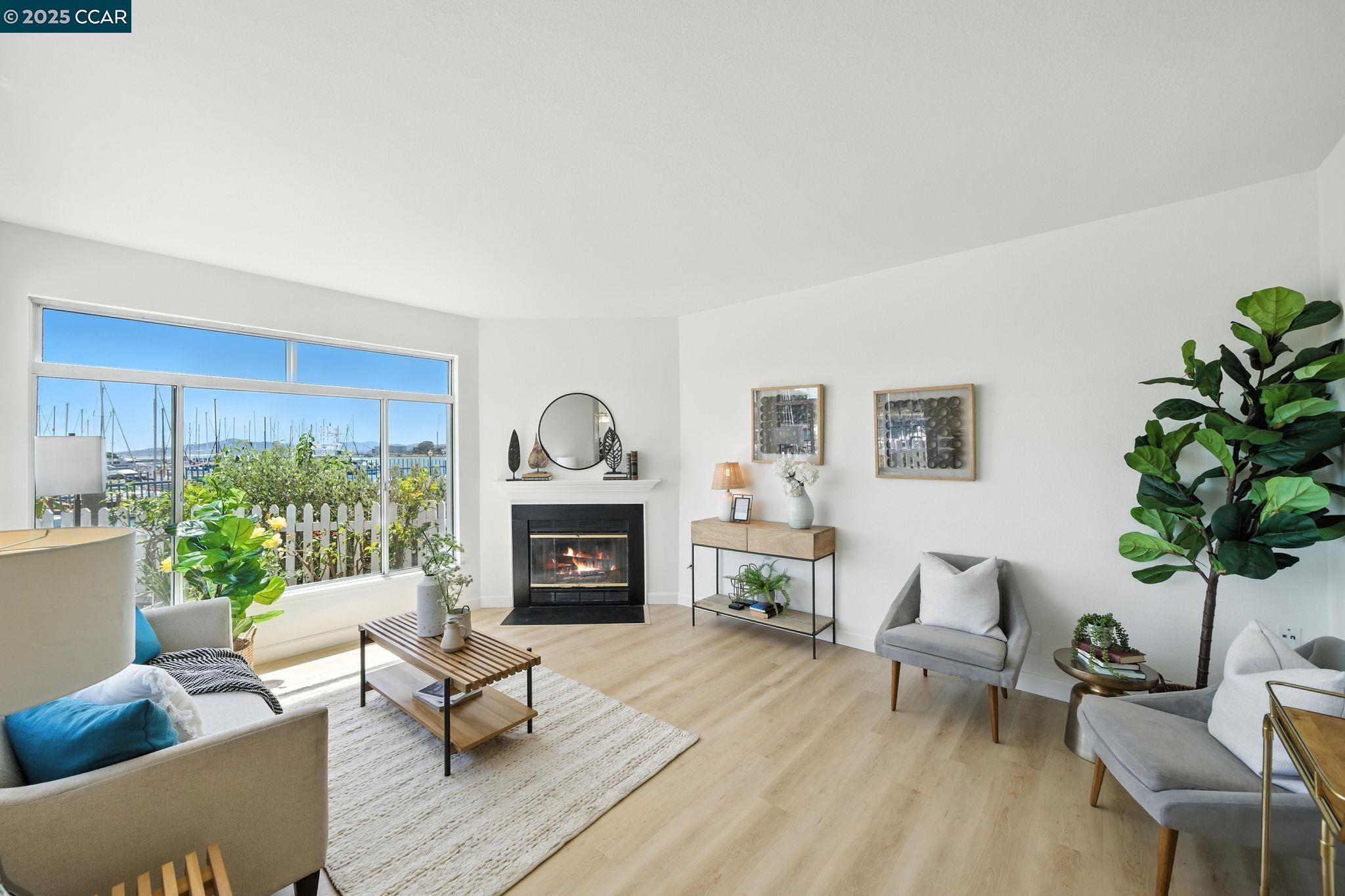 Photo #7: 41104642 Listing: Photo #7