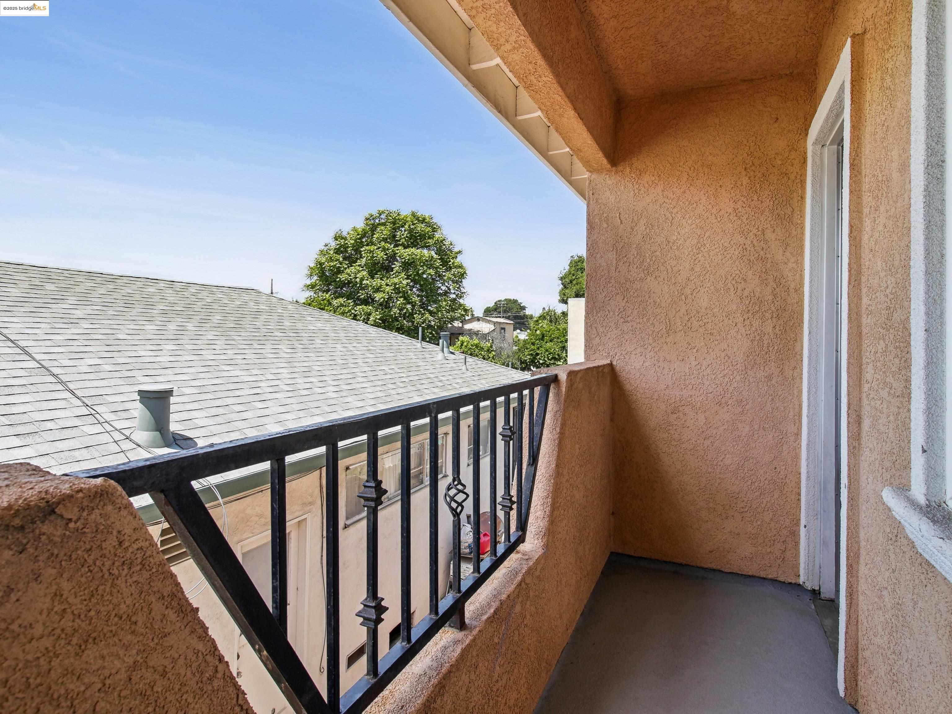 Detail Gallery Image 16 of 26 For 2141 94th Ave, Oakland,  CA 94603 - – Beds | – Baths