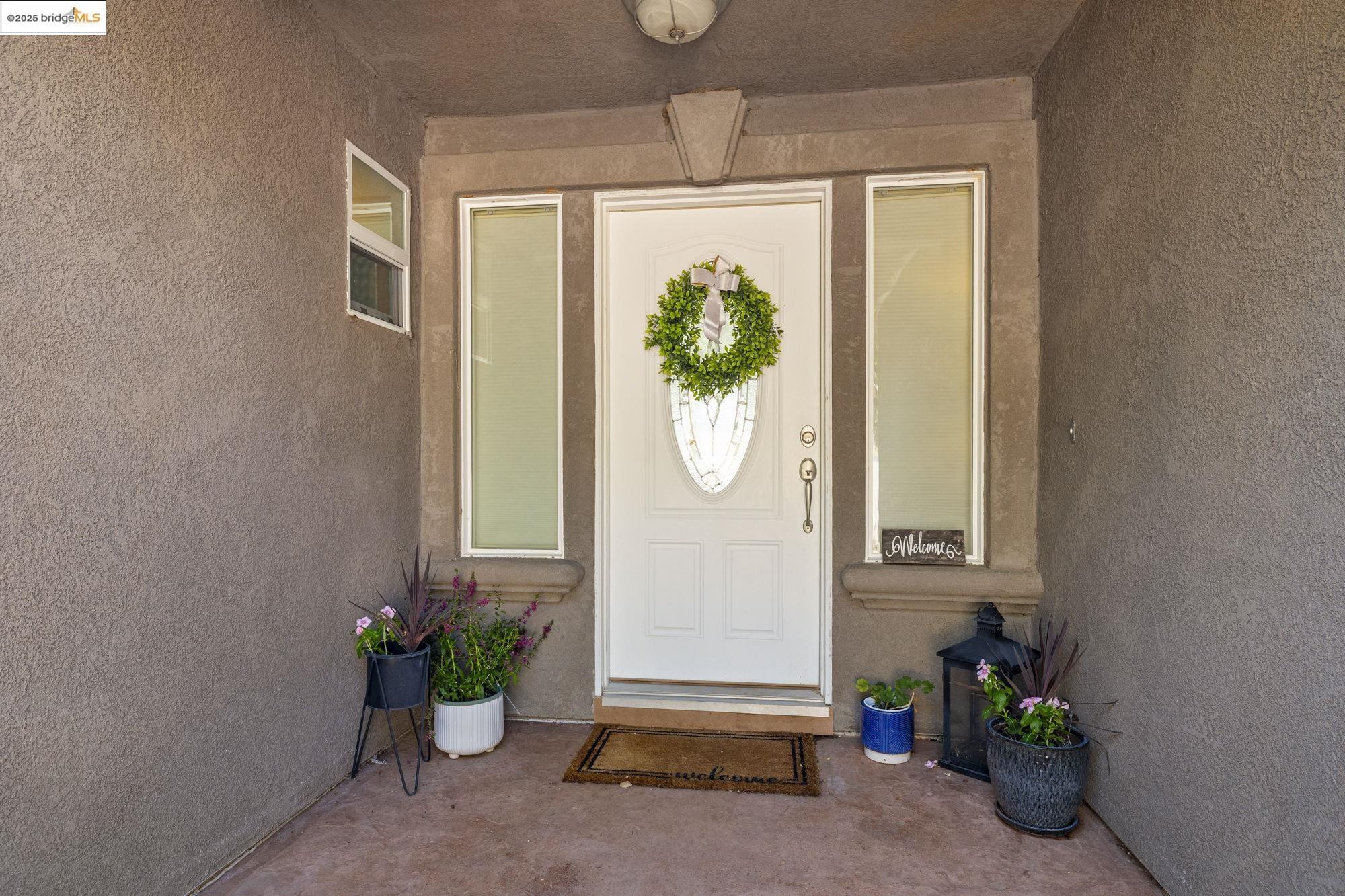 Detail Gallery Image 3 of 41 For 21212 Ridgeview Dr, Sonora,  CA 95370 - 3 Beds | 2 Baths