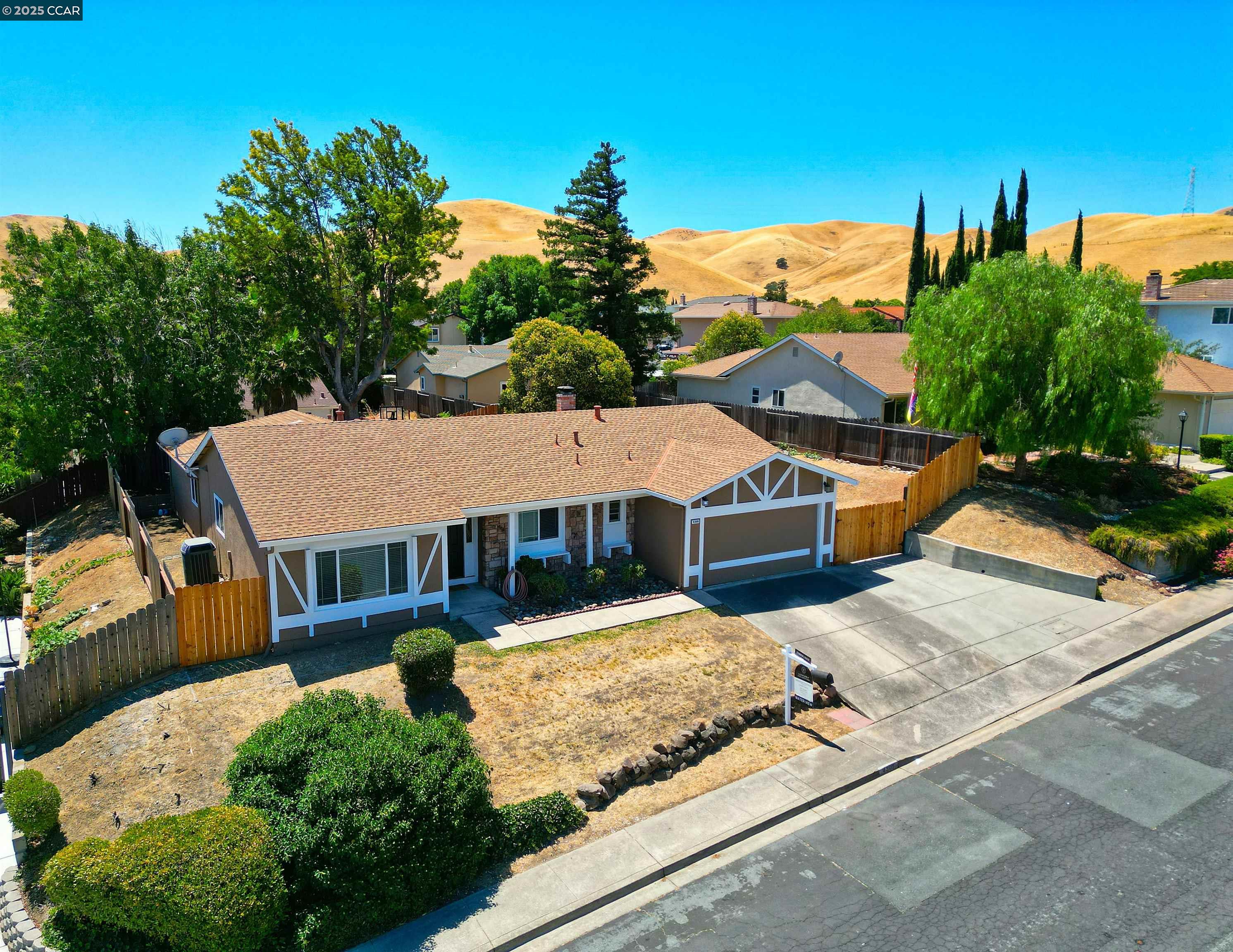 Detail Gallery Image 1 of 58 For 4309 Oakdale Place, Pittsburg,  CA 94565 - 4 Beds | 2/1 Baths