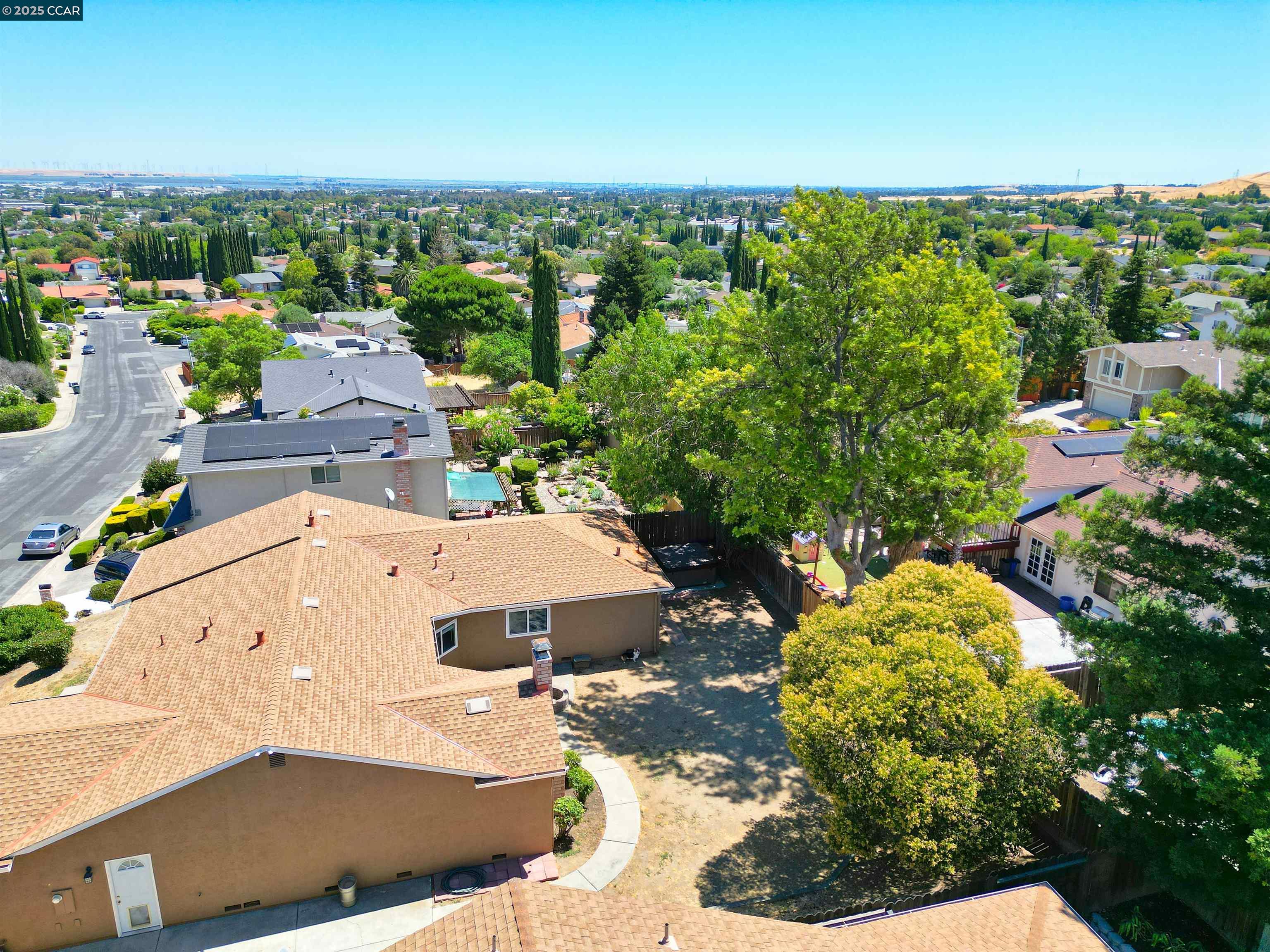 Detail Gallery Image 13 of 58 For 4309 Oakdale Place, Pittsburg,  CA 94565 - 4 Beds | 2/1 Baths
