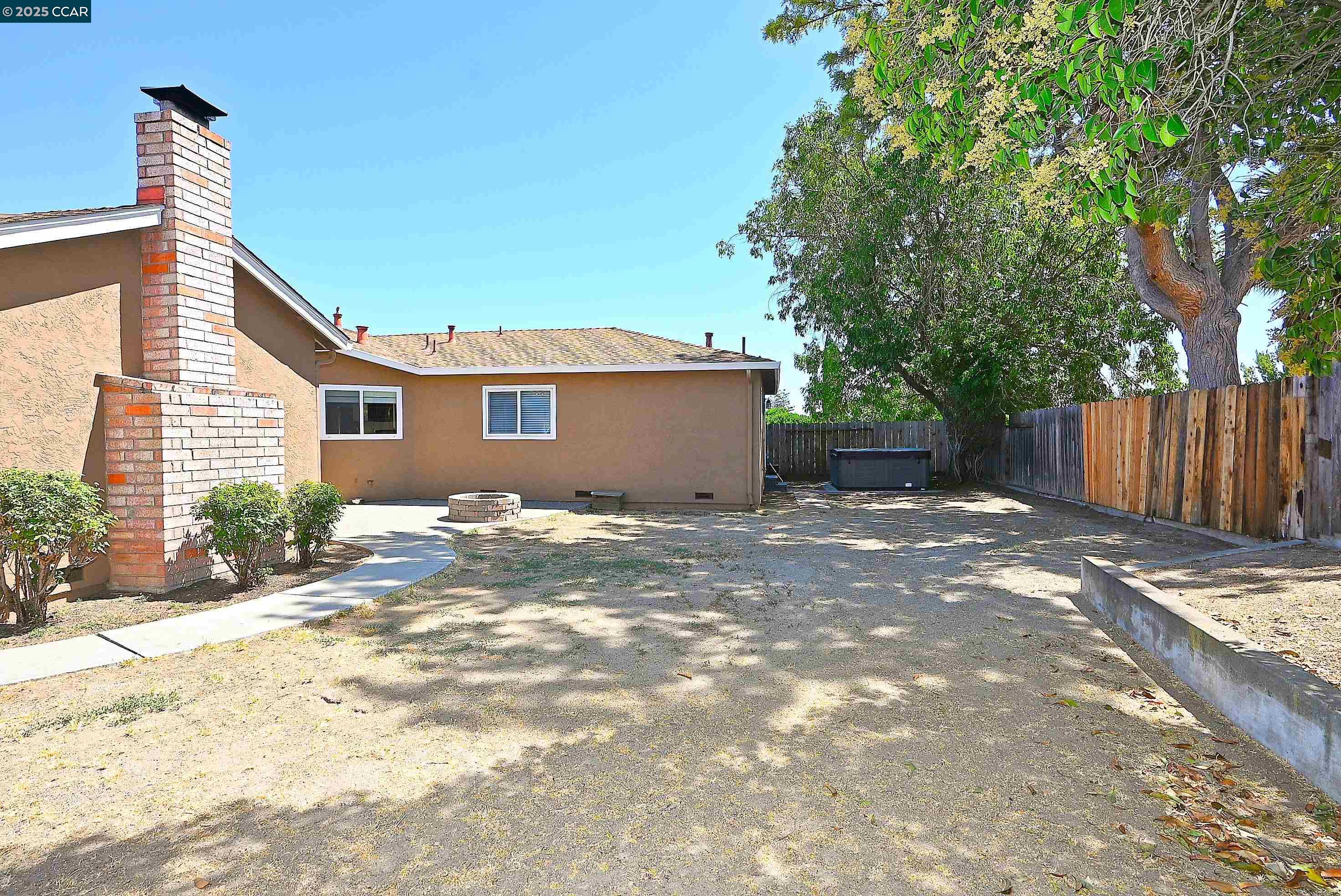 Detail Gallery Image 3 of 58 For 4309 Oakdale Place, Pittsburg,  CA 94565 - 4 Beds | 2/1 Baths