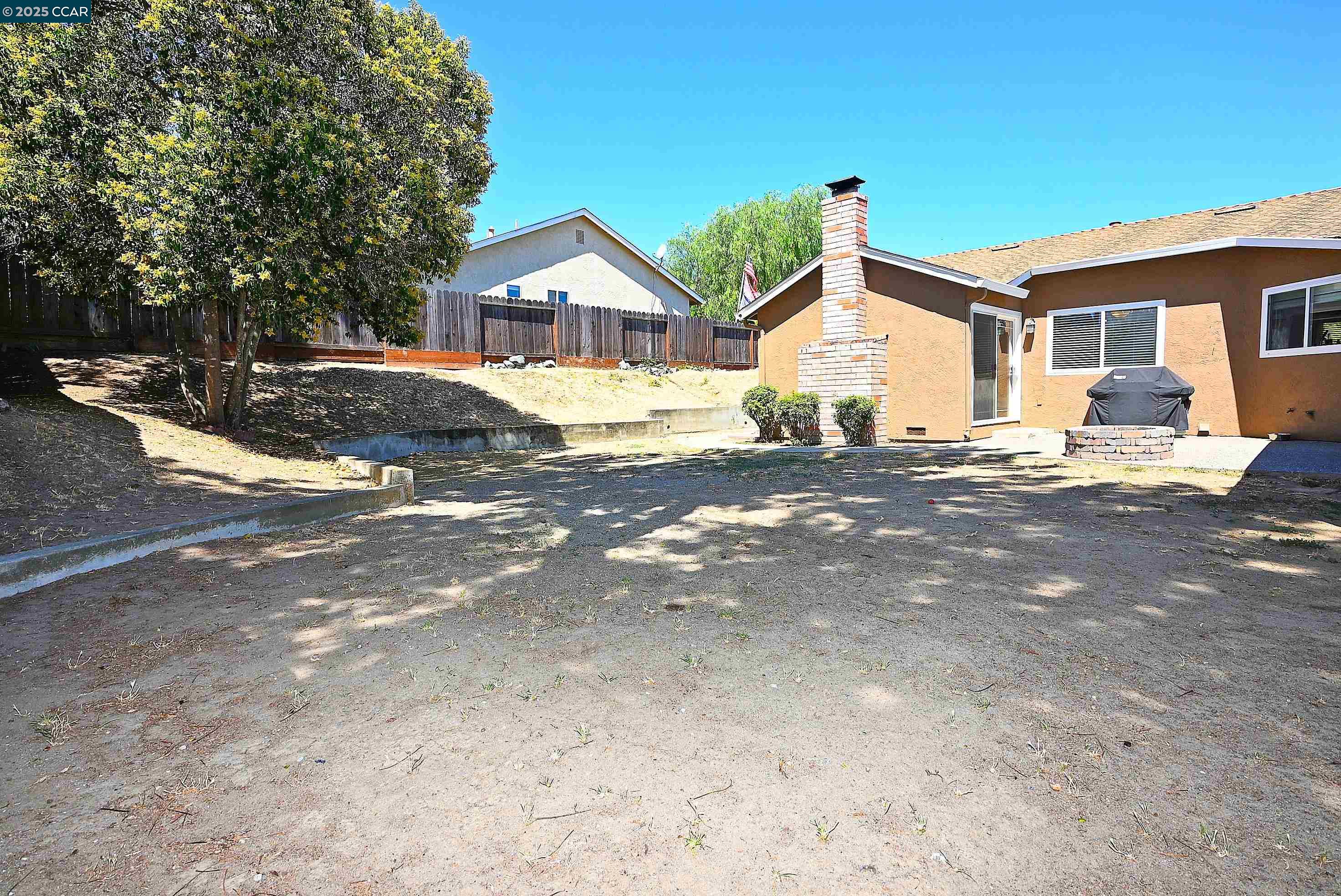 Detail Gallery Image 21 of 58 For 4309 Oakdale Place, Pittsburg,  CA 94565 - 4 Beds | 2/1 Baths