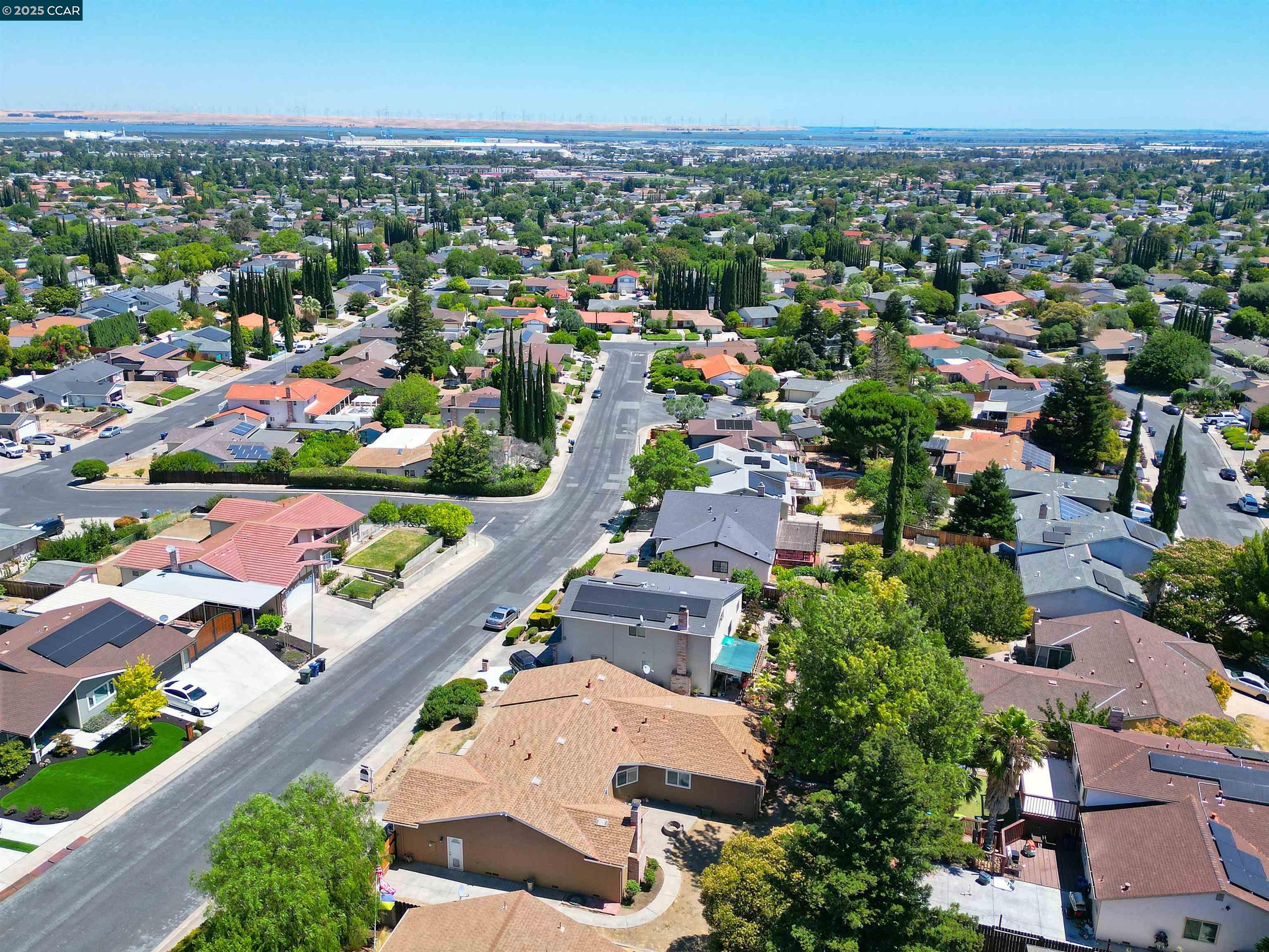 Detail Gallery Image 24 of 58 For 4309 Oakdale Place, Pittsburg,  CA 94565 - 4 Beds | 2/1 Baths