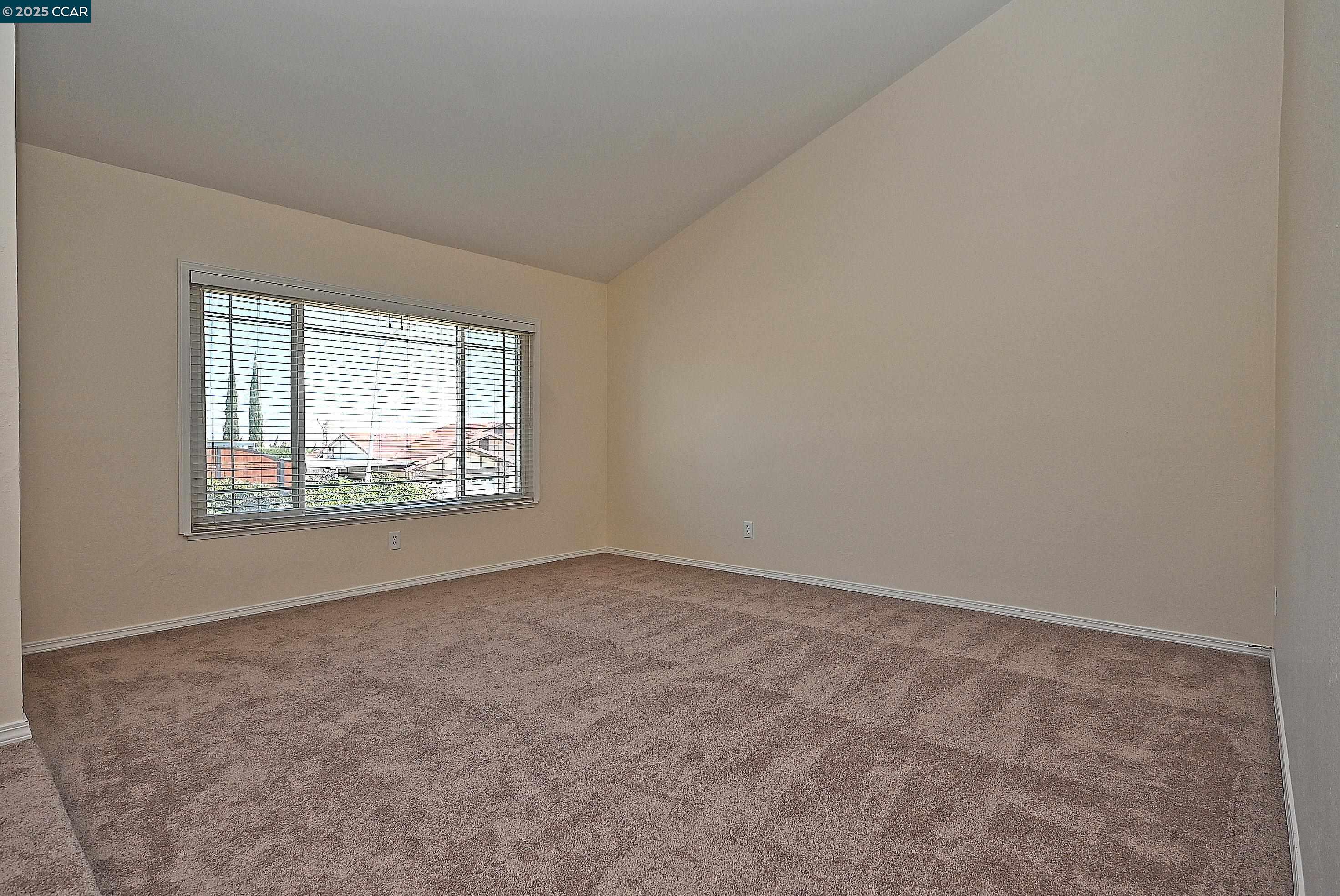 Detail Gallery Image 29 of 58 For 4309 Oakdale Place, Pittsburg,  CA 94565 - 4 Beds | 2/1 Baths