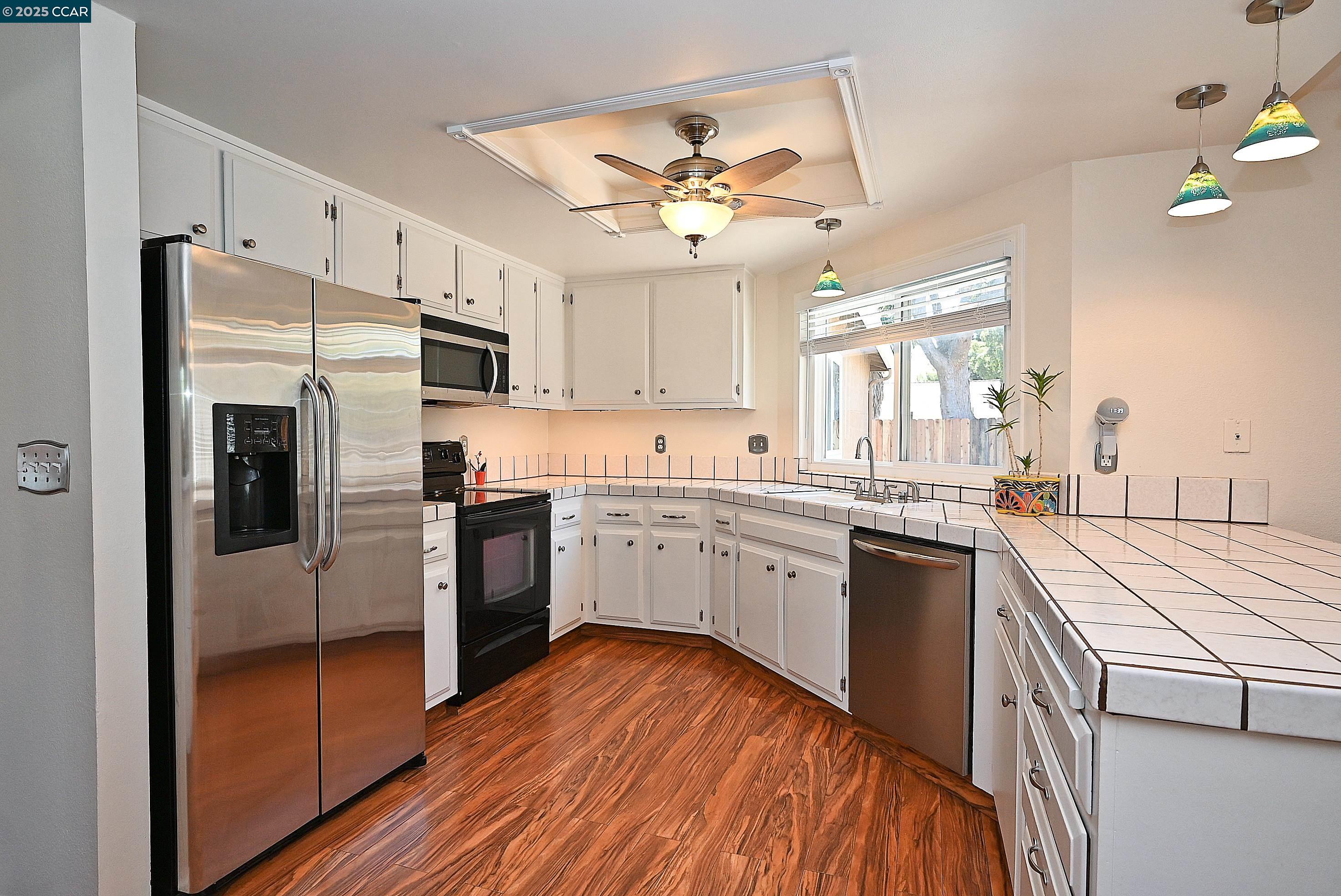 Detail Gallery Image 35 of 58 For 4309 Oakdale Place, Pittsburg,  CA 94565 - 4 Beds | 2/1 Baths