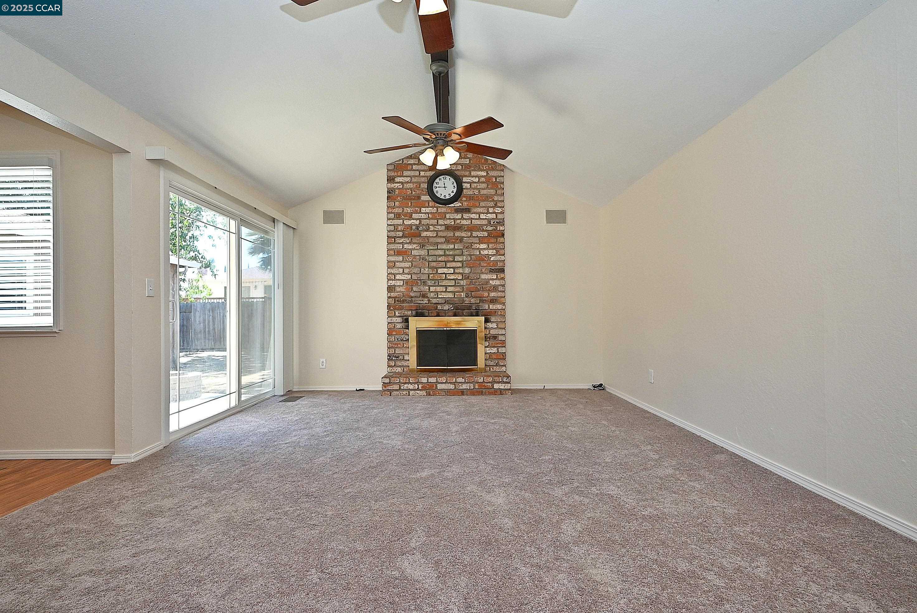 Detail Gallery Image 49 of 58 For 4309 Oakdale Place, Pittsburg,  CA 94565 - 4 Beds | 2/1 Baths