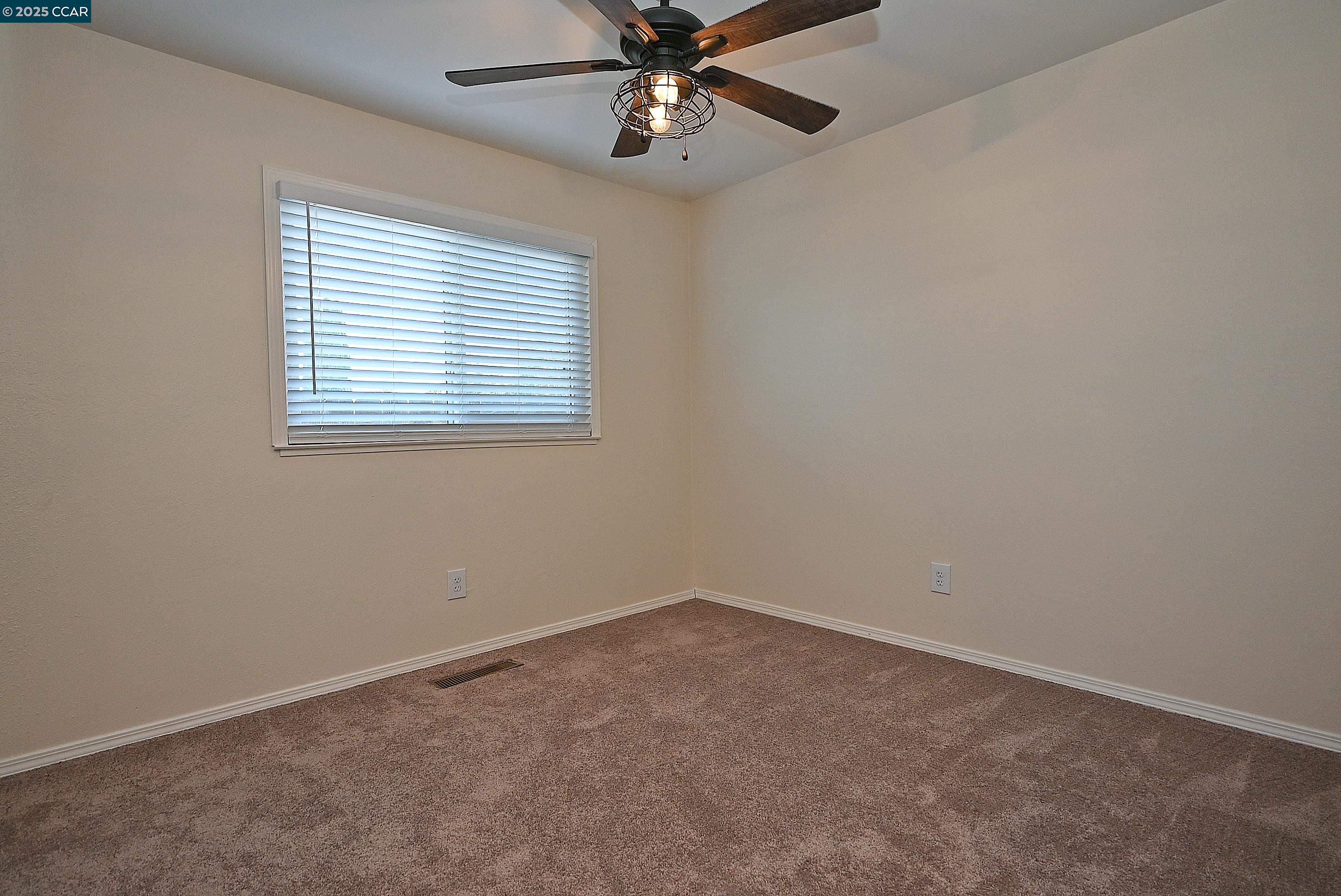 Detail Gallery Image 52 of 58 For 4309 Oakdale Place, Pittsburg,  CA 94565 - 4 Beds | 2/1 Baths