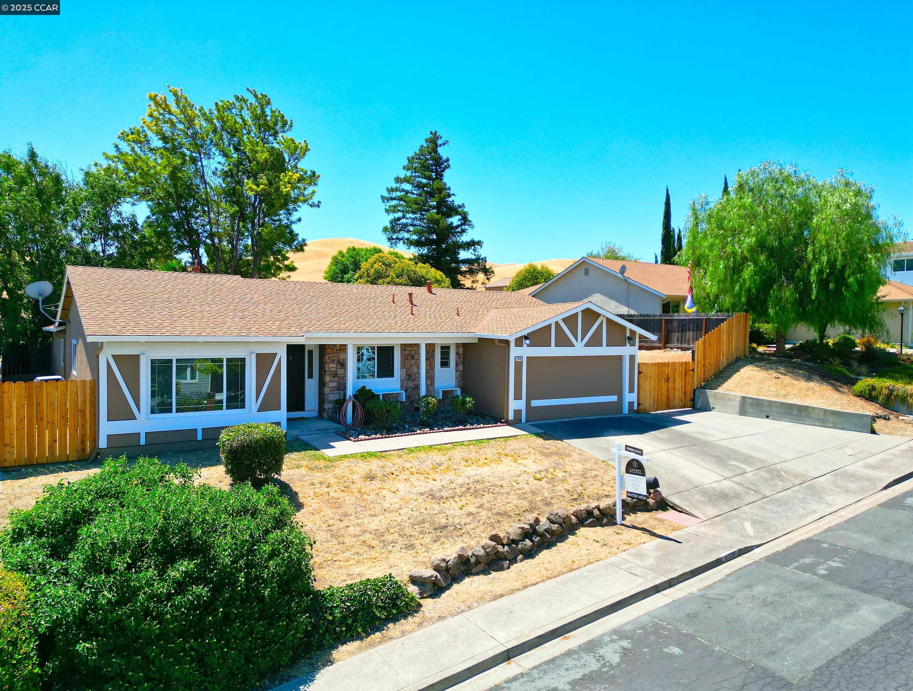 Detail Gallery Image 10 of 58 For 4309 Oakdale Place, Pittsburg,  CA 94565 - 4 Beds | 2/1 Baths