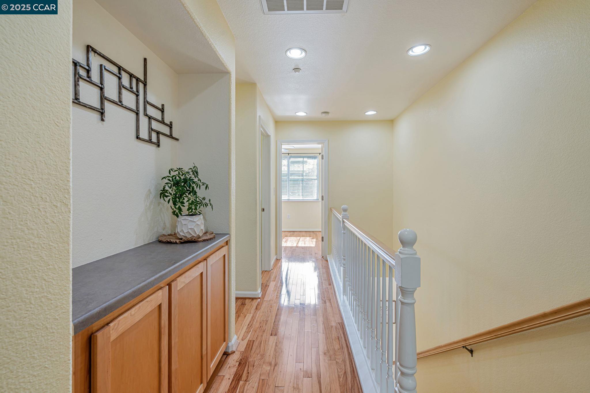 Detail Gallery Image 16 of 34 For 2 Corvina Ct, American Canyon,  CA 94503 - 3 Beds | 2/1 Baths
