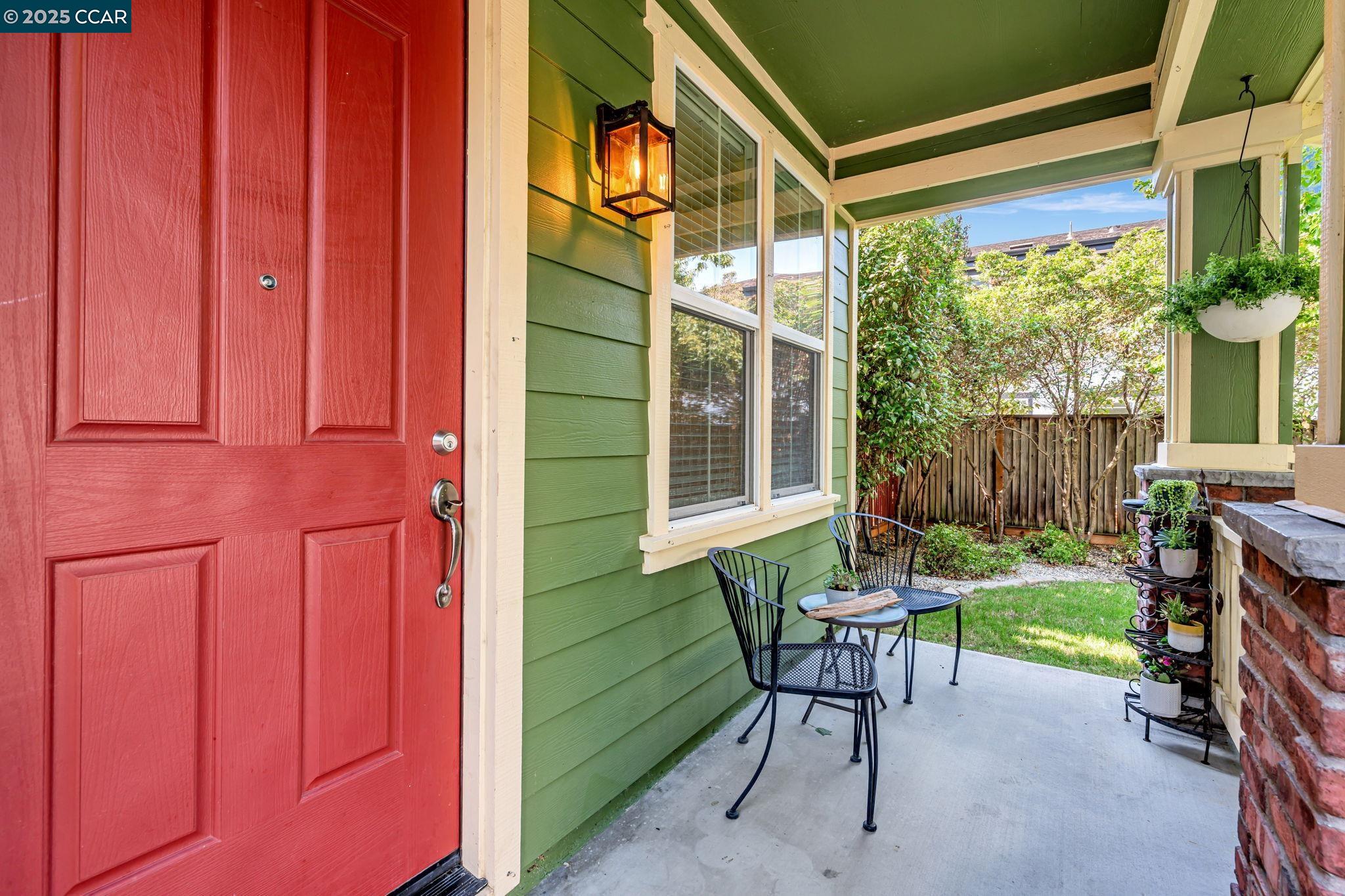 Detail Gallery Image 3 of 34 For 2 Corvina Ct, American Canyon,  CA 94503 - 3 Beds | 2/1 Baths
