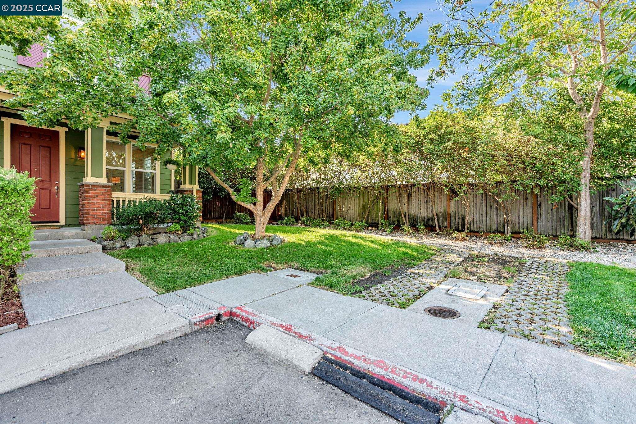 Detail Gallery Image 4 of 34 For 2 Corvina Ct, American Canyon,  CA 94503 - 3 Beds | 2/1 Baths