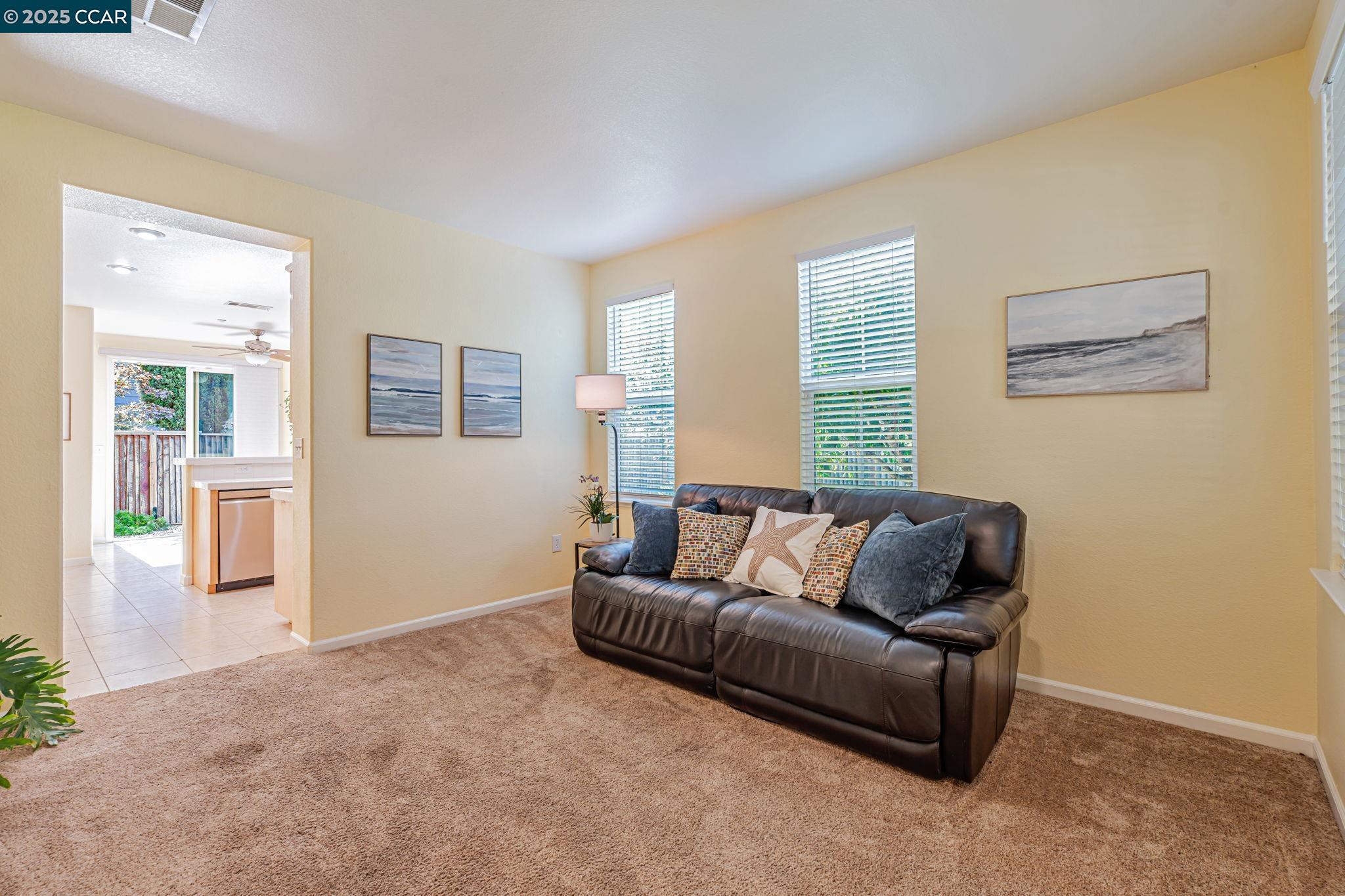 Detail Gallery Image 6 of 34 For 2 Corvina Ct, American Canyon,  CA 94503 - 3 Beds | 2/1 Baths