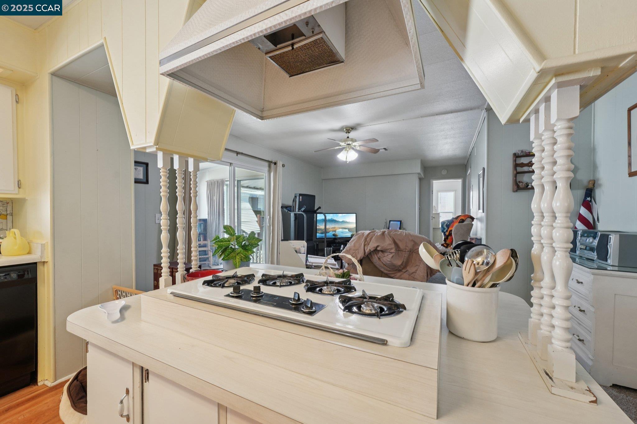 Detail Gallery Image 18 of 54 For 327 La Vina, Pacheco,  CA 94553-5112 - 2 Beds | 2 Baths