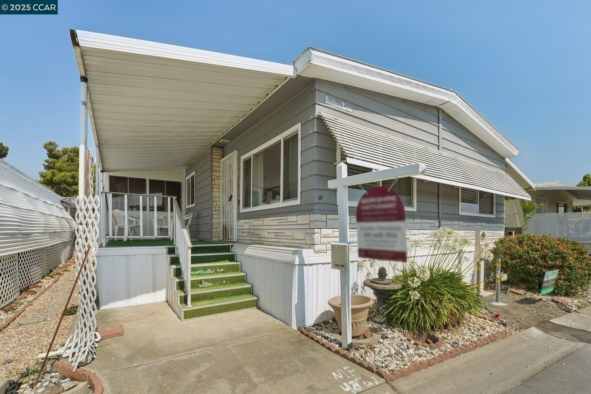 Detail Gallery Image 3 of 54 For 327 La Vina, Pacheco,  CA 94553-5112 - 2 Beds | 2 Baths